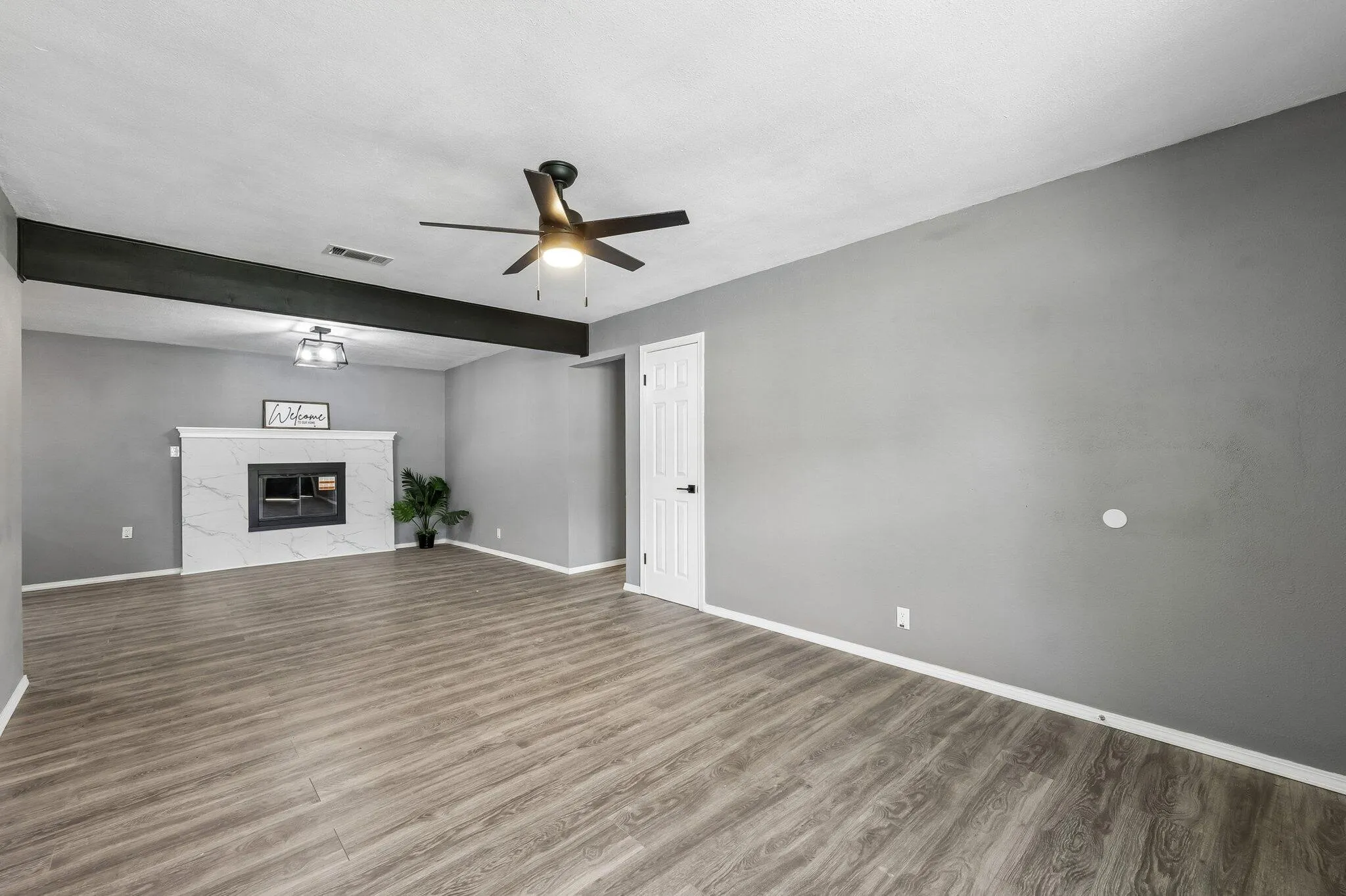 Single Family Residence For Sale in Johnson County , 232 NW Jayellen Avenue, Burleson, Texas 76028, 3 Bedrooms, 2 Bathrooms, 2 Garage spaces, 1,230 Sqft, built in 1961, Price $269,000, mls#21306184, Real Estate Agent in Burleson, Homes For Sale in Johnson county, Homes For Sale in Burleson, Realtor in Burleson Texas, Real Estate Brokerage Independent Realty Texas, Luminita Cordes Realtor