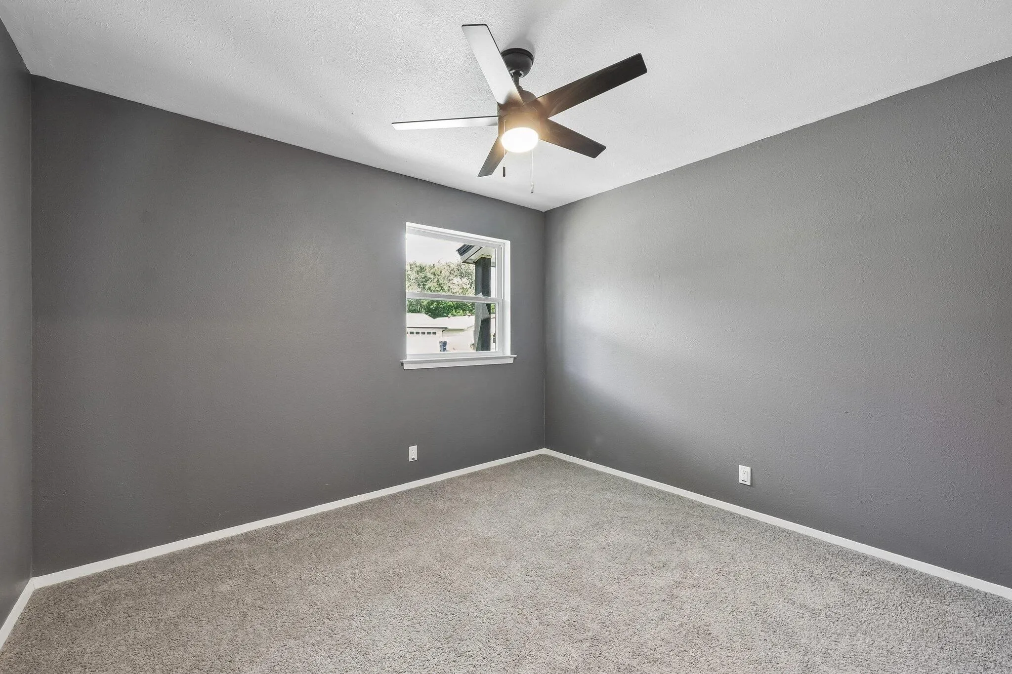 Single Family Residence For Sale in Johnson County , 232 NW Jayellen Avenue, Burleson, Texas 76028, 3 Bedrooms, 2 Bathrooms, 2 Garage spaces, 1,230 Sqft, built in 1961, Price $269,000, mls#21306184, Real Estate Agent in Burleson, Homes For Sale in Johnson county, Homes For Sale in Burleson, Realtor in Burleson Texas, Real Estate Brokerage Independent Realty Texas, Luminita Cordes Realtor