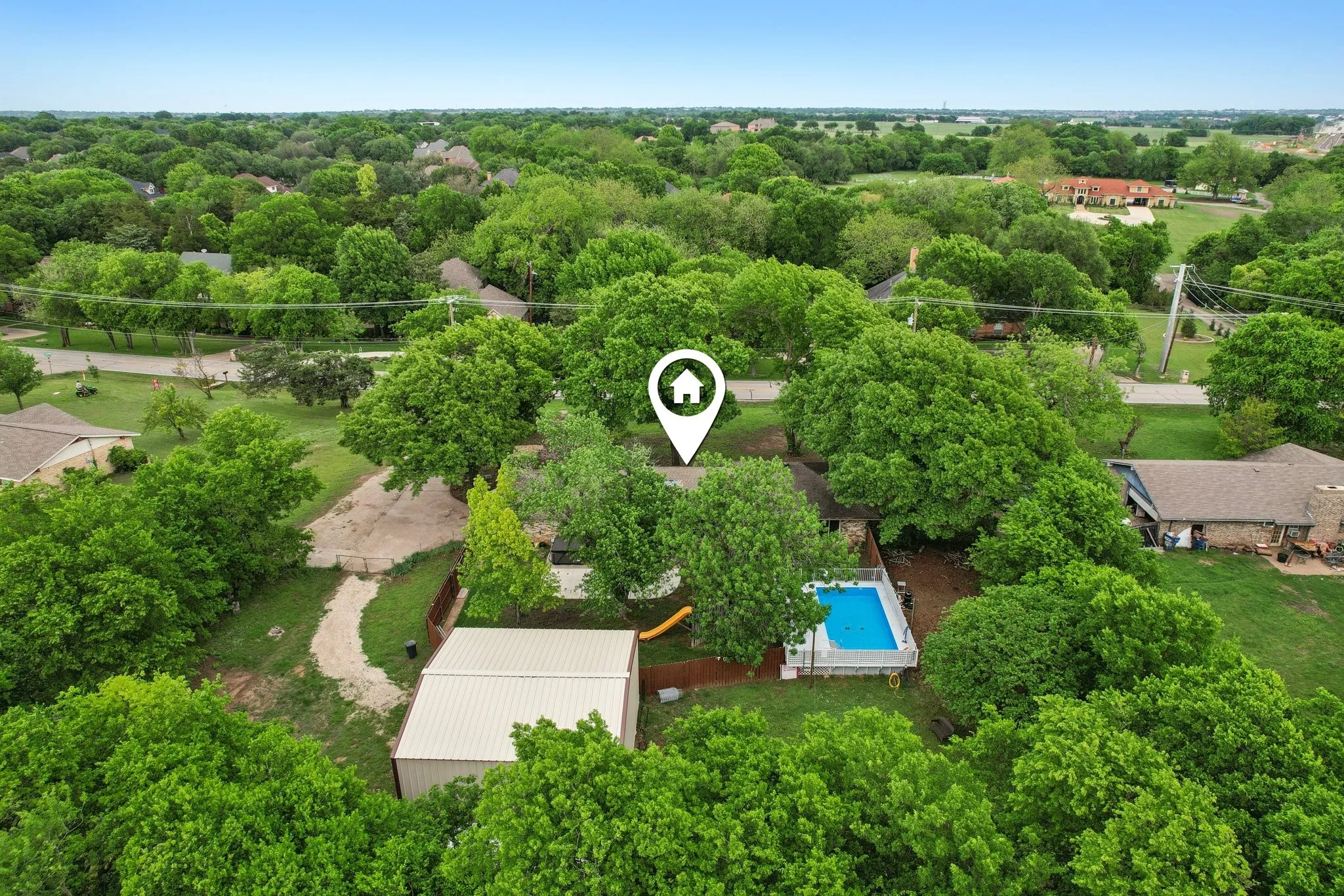 Single Family Residence For Sale in Ellis County , 305 Cockrell Hill Road, Ovilla, Texas 75154, 4 Bedroom, 3 Bathroom, 2 Garage spaces, 1,962 Sqft, built in 1973, mls#21306110, Real Estate Agent in Ovilla, Homes For Sale in Ellis county, Homes For Sale in Ovilla, Realtor in Ovilla Texas, Real Estate Brokerage Independent Realty Texas, Luminita Cordes Realtor
