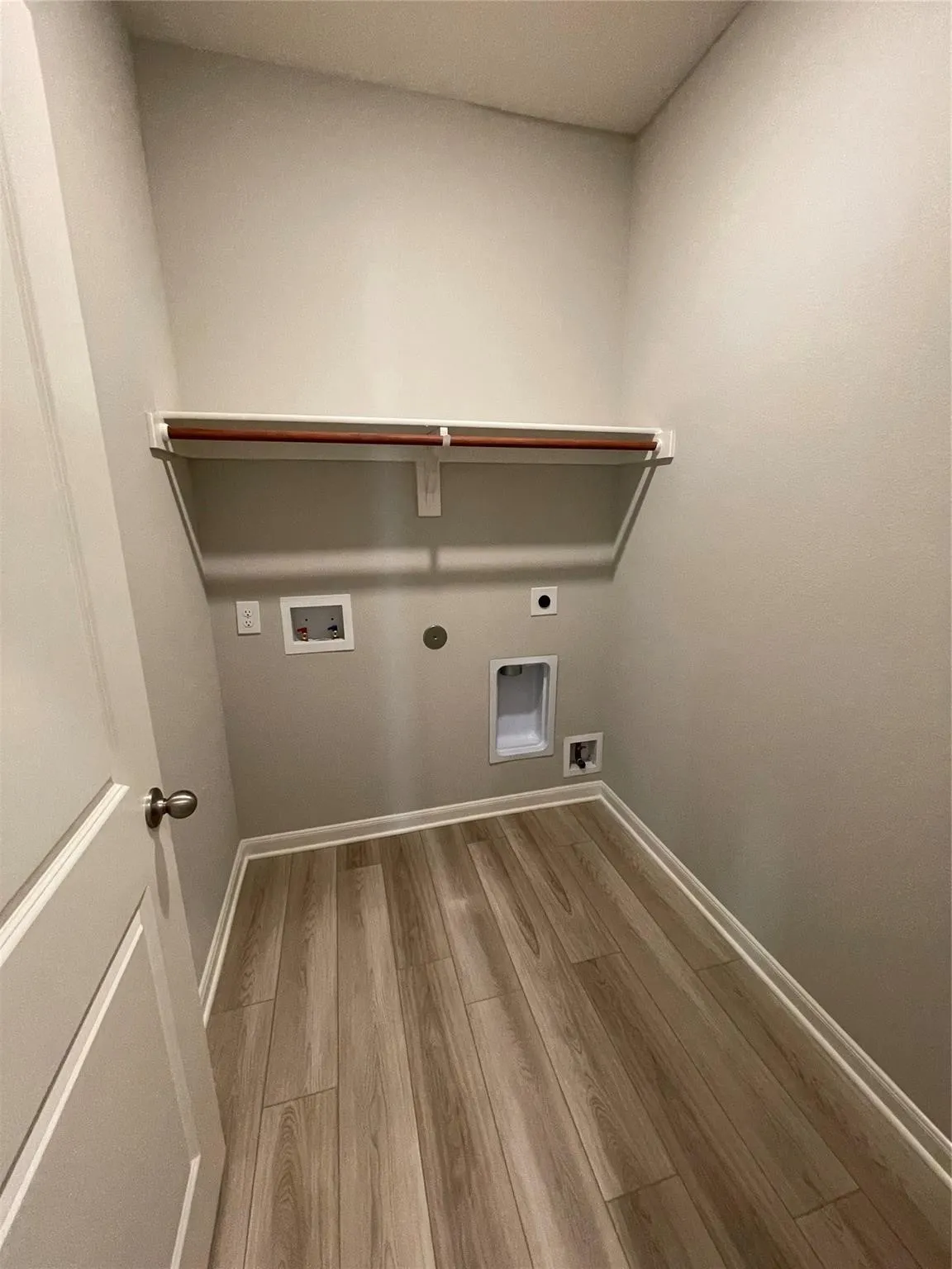 Single Family Residence For Sale in Collin County , 2100 Yarbrough Drive, Anna, Texas 75409, 4 Bedrooms, 2 Bathrooms, 2 Garage spaces, 2,025 Sqft, built in 2022, Price $370,000, mls#21306226, Real Estate Agent in Anna, Homes For Sale in Collin county, Homes For Sale in Anna, Realtor in Anna Texas, Real Estate Brokerage Independent Realty Texas, Luminita Cordes Realtor