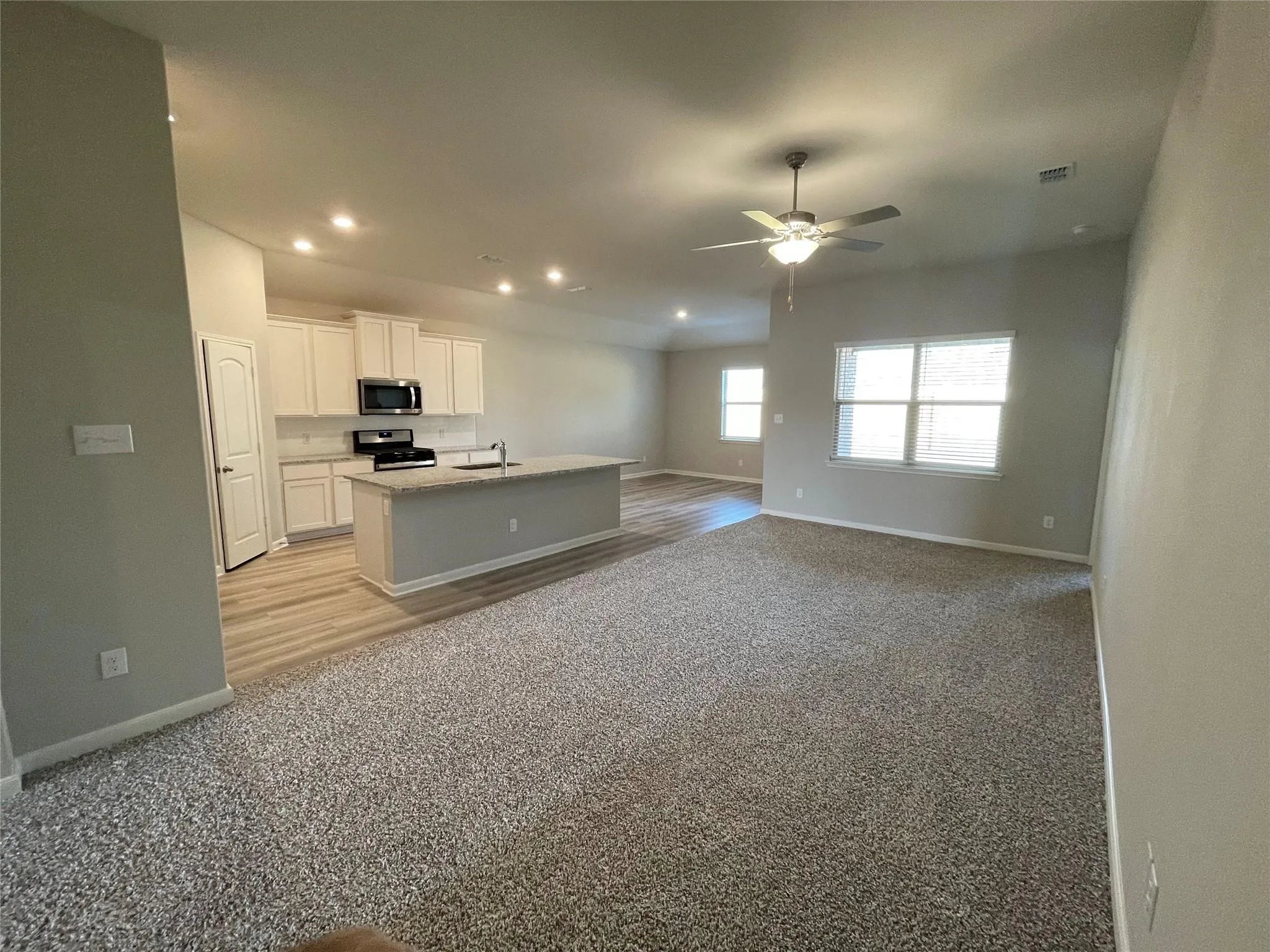 Single Family Residence For Sale in Collin County , 2100 Yarbrough Drive, Anna, Texas 75409, 4 Bedrooms, 2 Bathrooms, 2 Garage spaces, 2,025 Sqft, built in 2022, Price $370,000, mls#21306226, Real Estate Agent in Anna, Homes For Sale in Collin county, Homes For Sale in Anna, Realtor in Anna Texas, Real Estate Brokerage Independent Realty Texas, Luminita Cordes Realtor