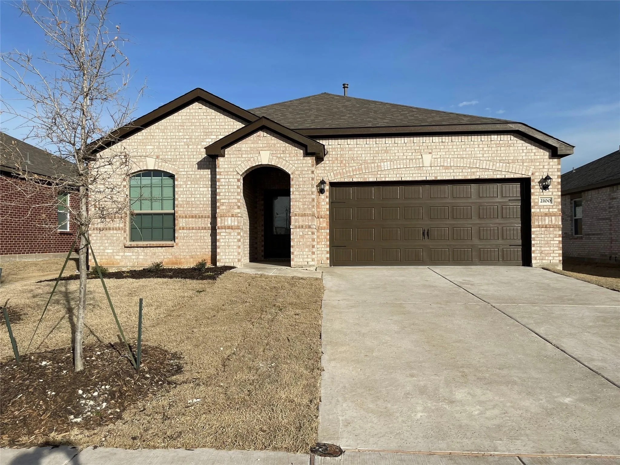 Single Family Residence For Sale in Collin County , 2100 Yarbrough Drive, Anna, Texas 75409, 4 Bedrooms, 2 Bathrooms, 2 Garage spaces, 2,025 Sqft, built in 2022, Price $370,000, mls#21306226, Real Estate Agent in Anna, Homes For Sale in Collin county, Homes For Sale in Anna, Realtor in Anna Texas, Real Estate Brokerage Independent Realty Texas, Luminita Cordes Realtor