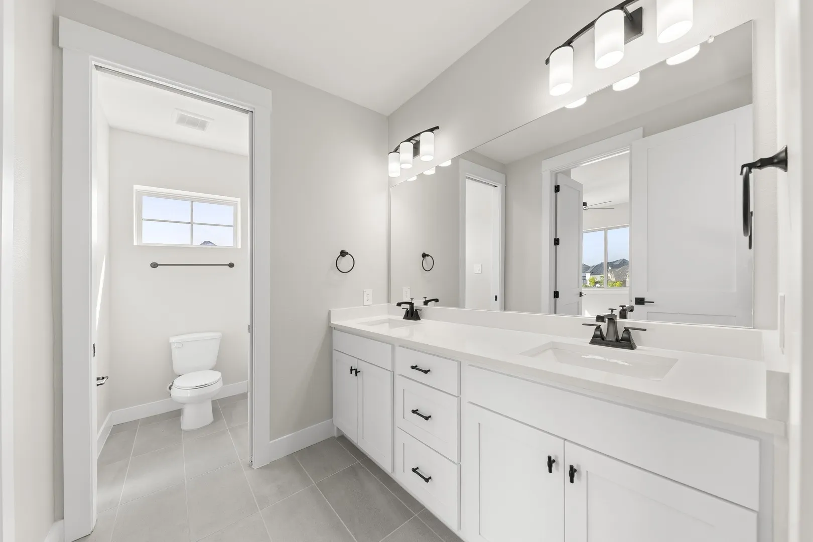 25. 1902 Pebble - 3RD Bath