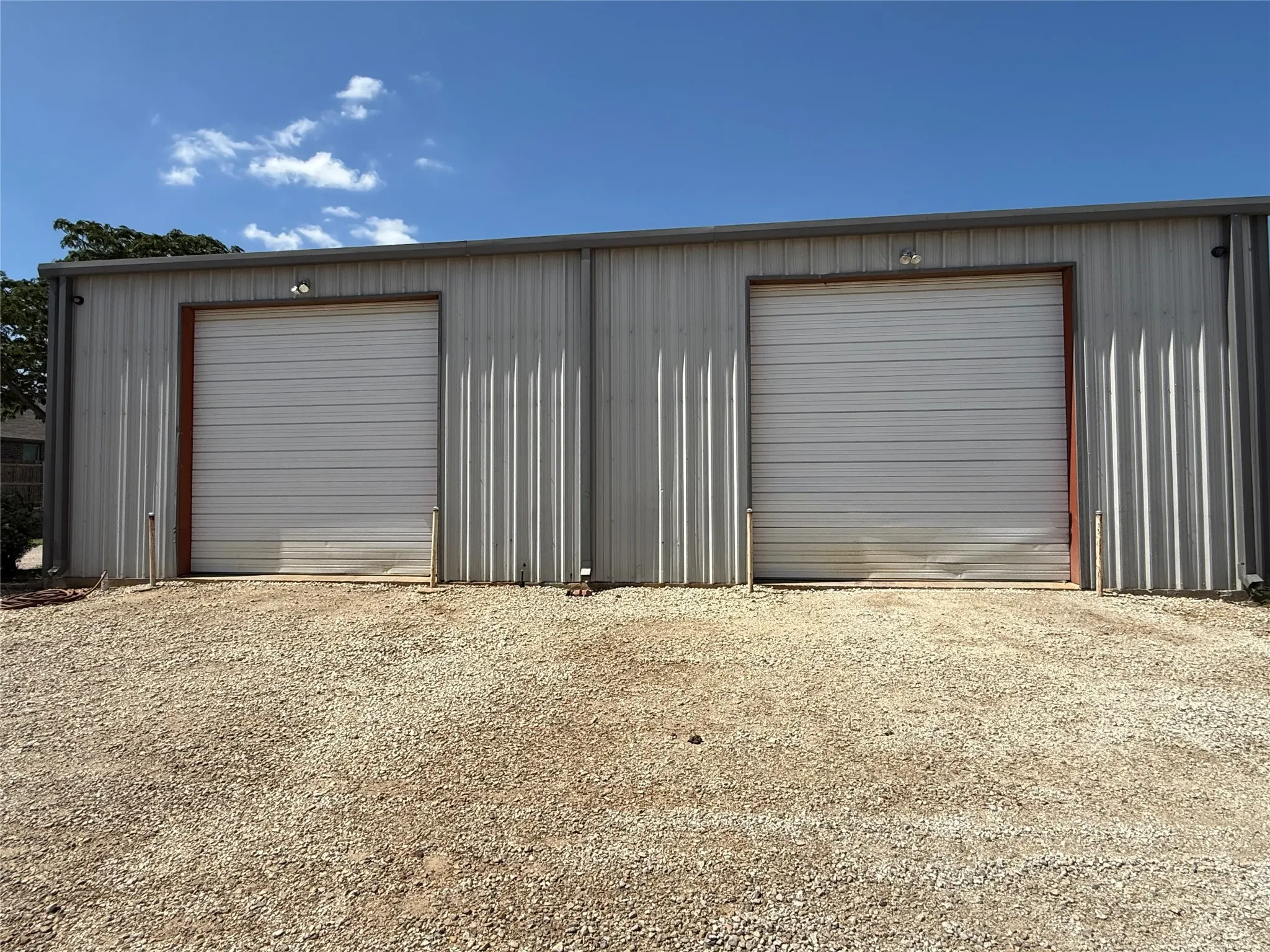 Industrial For Rent in Tarrant County , 4700 Keller Haslet Road 106, Fort Worth, Texas 76244, 0, 0, Garage spaces, 0 Sqft, built in 2000, mls#21306239, Real Estate Agent in Fort Worth, Homes For Rent in Tarrant county, Homes For Rent in Fort Worth, Realtor in Fort Worth Texas, Real Estate Brokerage Independent Realty Texas, Luminita Cordes Realtor