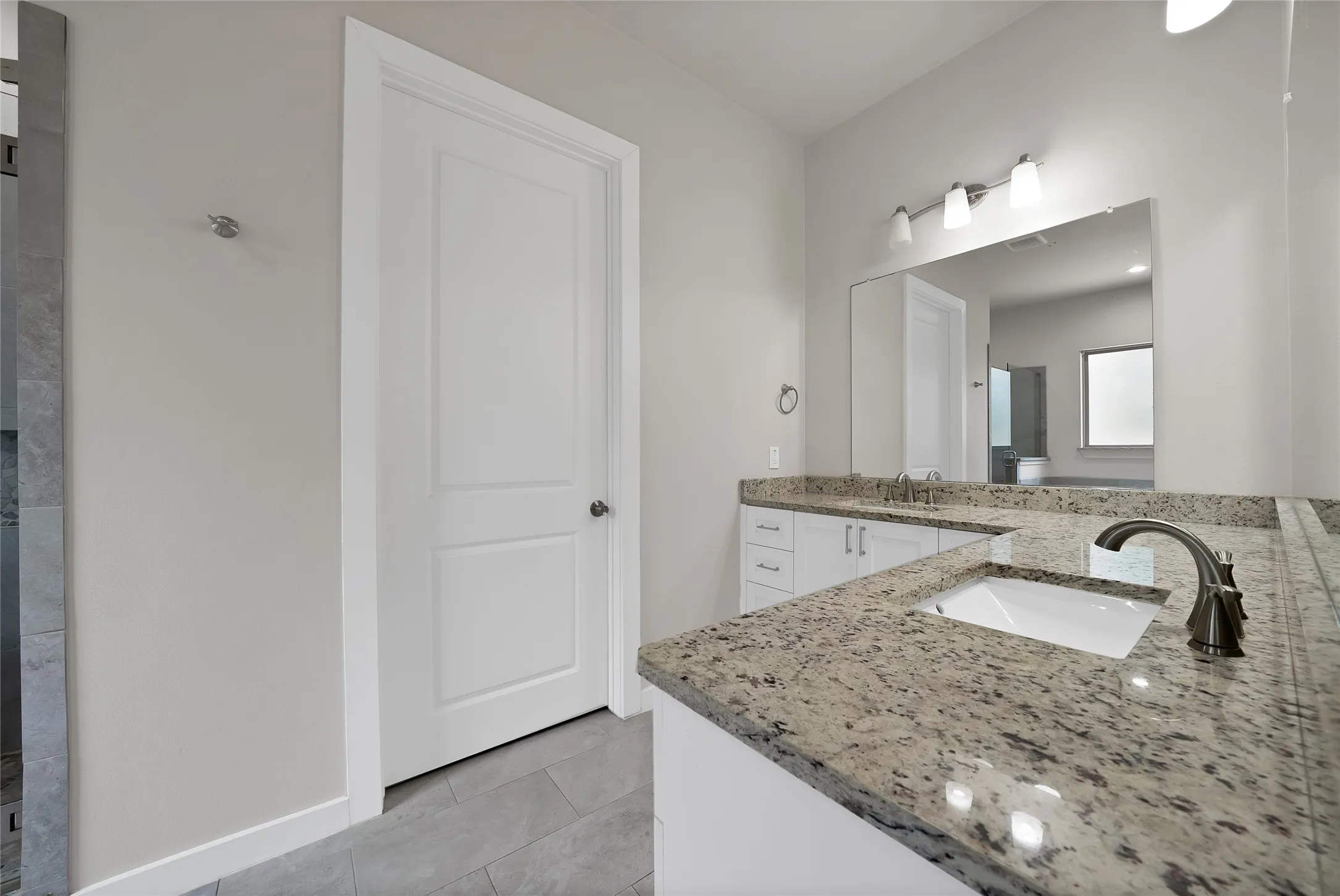 Single Family Residence For Sale in Tarrant County , 6828 Chase Street, North Richland Hills, Texas 76182, 4 Bedroom, 4 Bathroom, 2 Garage spaces, 3,229 Sqft, built in 2020, mls#21305664, Real Estate Agent in North Richland Hills, Homes For Sale in Tarrant county, Homes For Sale in North Richland Hills, Realtor in North Richland Hills Texas, Real Estate Brokerage Independent Realty Texas, Luminita Cordes Realtor