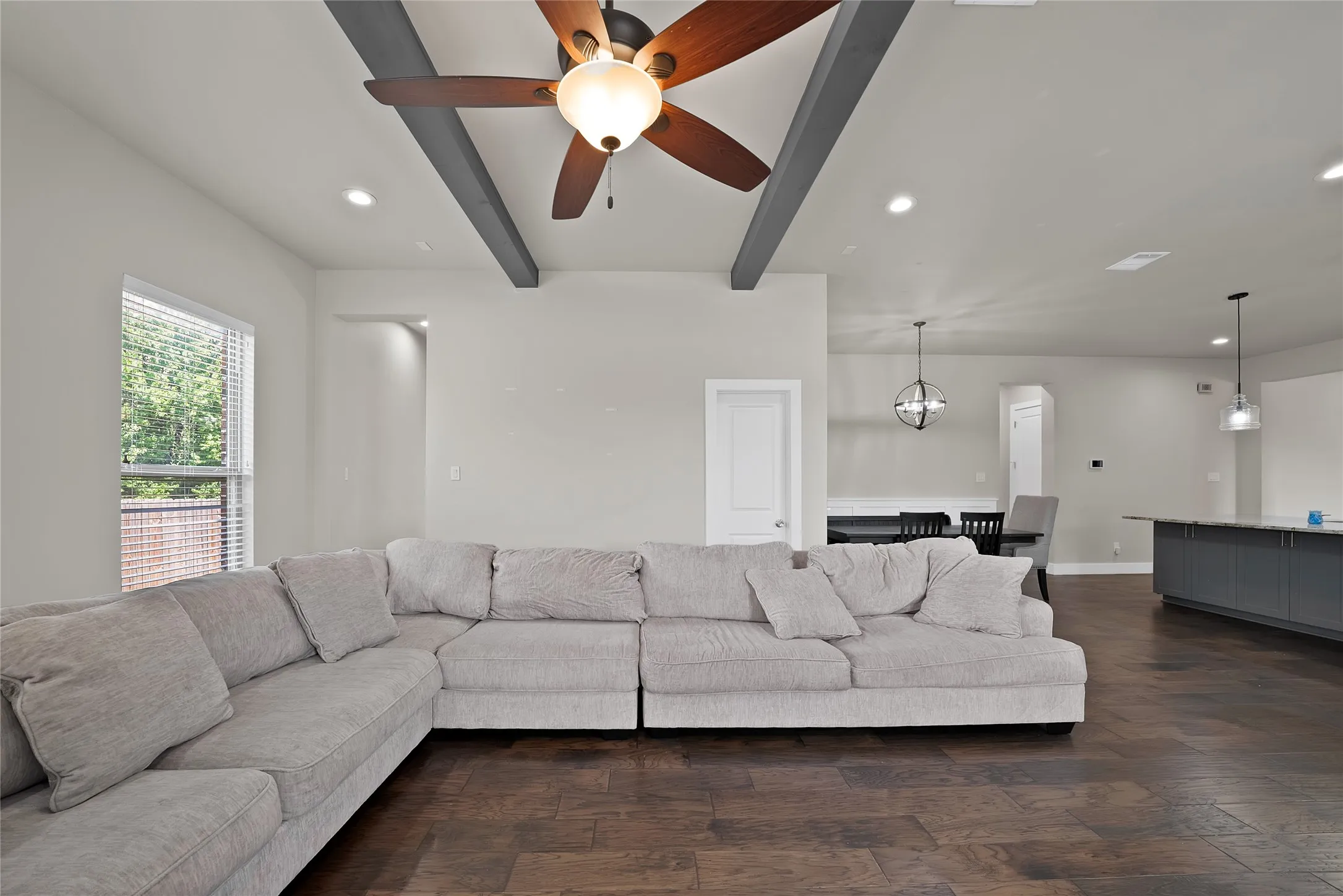 Single Family Residence For Sale in Tarrant County , 6828 Chase Street, North Richland Hills, Texas 76182, 4 Bedroom, 4 Bathroom, 2 Garage spaces, 3,229 Sqft, built in 2020, mls#21305664, Real Estate Agent in North Richland Hills, Homes For Sale in Tarrant county, Homes For Sale in North Richland Hills, Realtor in North Richland Hills Texas, Real Estate Brokerage Independent Realty Texas, Luminita Cordes Realtor