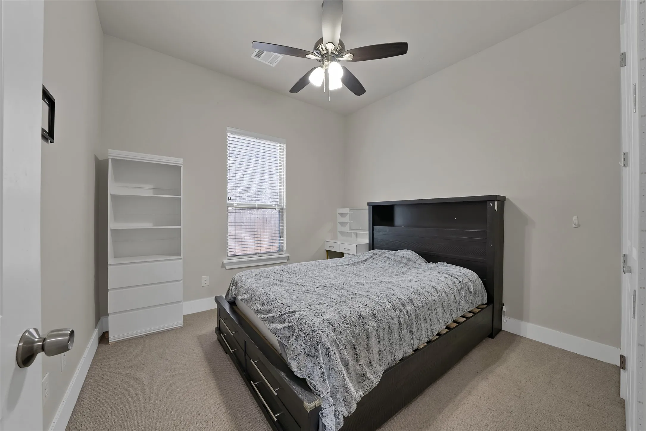 Single Family Residence For Sale in Tarrant County , 6828 Chase Street, North Richland Hills, Texas 76182, 4 Bedroom, 4 Bathroom, 2 Garage spaces, 3,229 Sqft, built in 2020, mls#21305664, Real Estate Agent in North Richland Hills, Homes For Sale in Tarrant county, Homes For Sale in North Richland Hills, Realtor in North Richland Hills Texas, Real Estate Brokerage Independent Realty Texas, Luminita Cordes Realtor