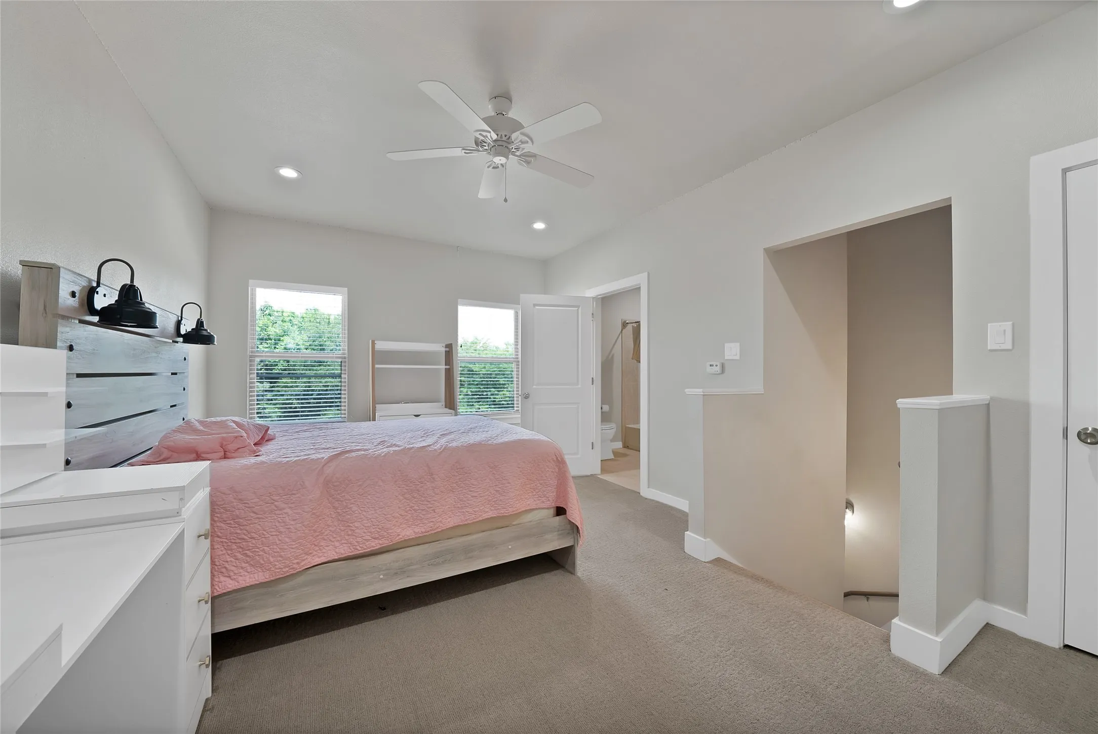 Single Family Residence For Sale in Tarrant County , 6828 Chase Street, North Richland Hills, Texas 76182, 4 Bedroom, 4 Bathroom, 2 Garage spaces, 3,229 Sqft, built in 2020, mls#21305664, Real Estate Agent in North Richland Hills, Homes For Sale in Tarrant county, Homes For Sale in North Richland Hills, Realtor in North Richland Hills Texas, Real Estate Brokerage Independent Realty Texas, Luminita Cordes Realtor