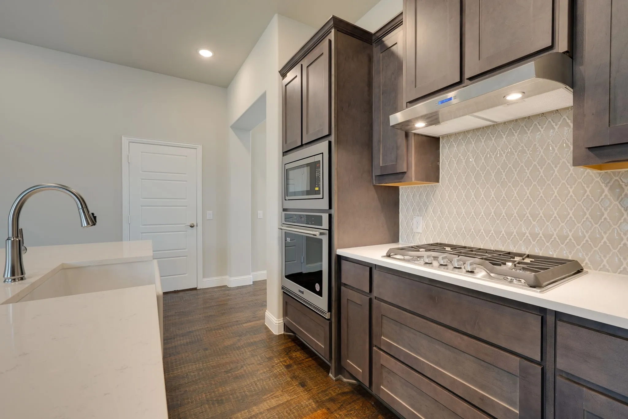 Single Family Residence For Rent in Denton County , 16417 Garden Drive, Celina, Texas 75009, 3 Bedrooms, 2 Bathrooms, 2 Garage spaces, 1,954 Sqft, built in 2022, Price $2,500, mls#21306305, Real Estate Agent in Celina, Homes For Rent in Denton county, Homes For Rent in Celina, Realtor in Celina Texas, Real Estate Brokerage Independent Realty Texas, Luminita Cordes Realtor