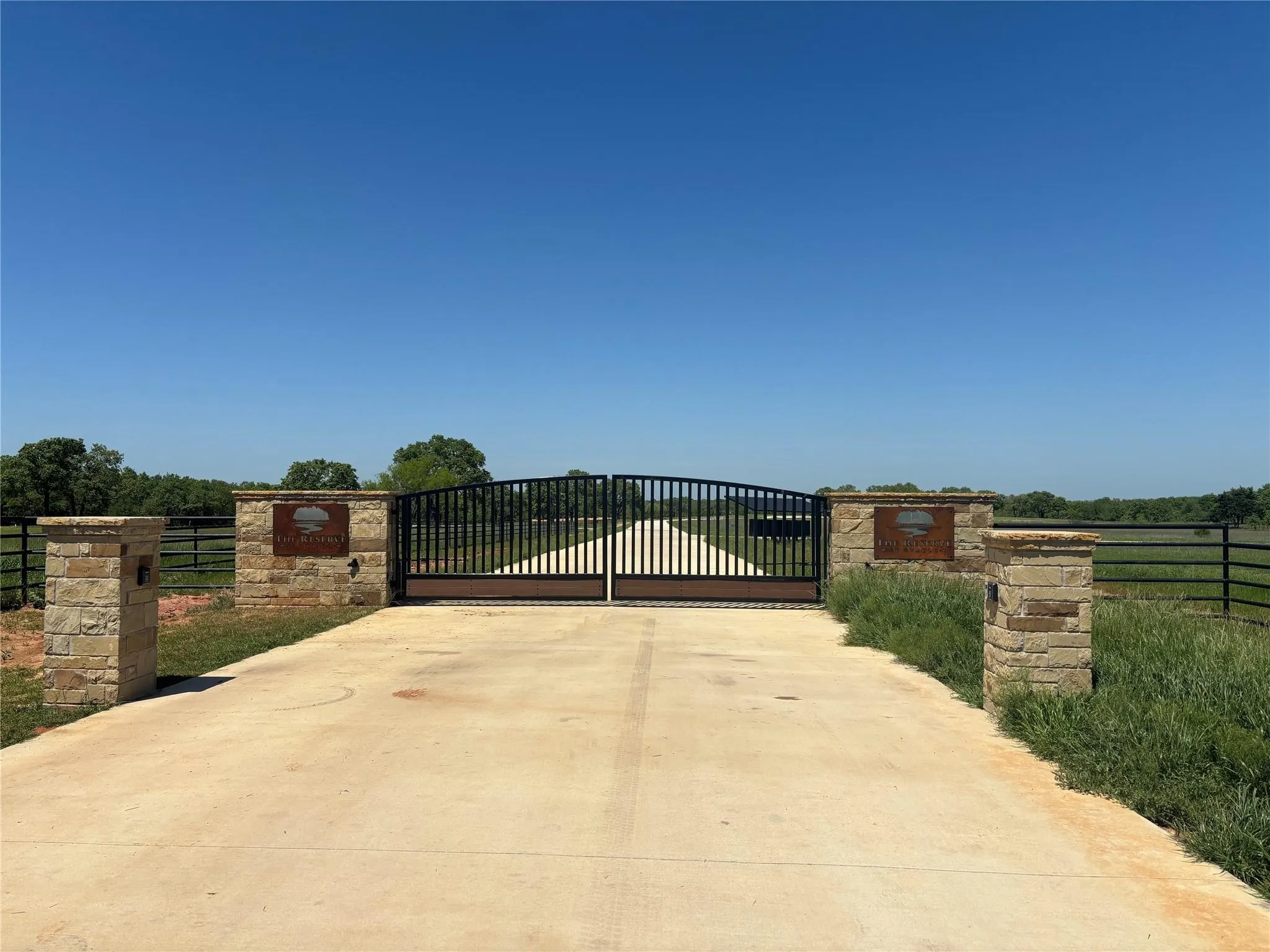Unimproved Land For Sale in Parker County , 6009 Conifer Court, Poolville, Texas 76487, 0, 0, Garage spaces, 0 Sqft, built in 0, Price $115,000, mls#21306281, Real Estate Agent in Poolville, Homes For Sale in Parker county, Homes For Sale in Poolville, Realtor in Poolville Texas, Real Estate Brokerage Independent Realty Texas, Luminita Cordes Realtor
