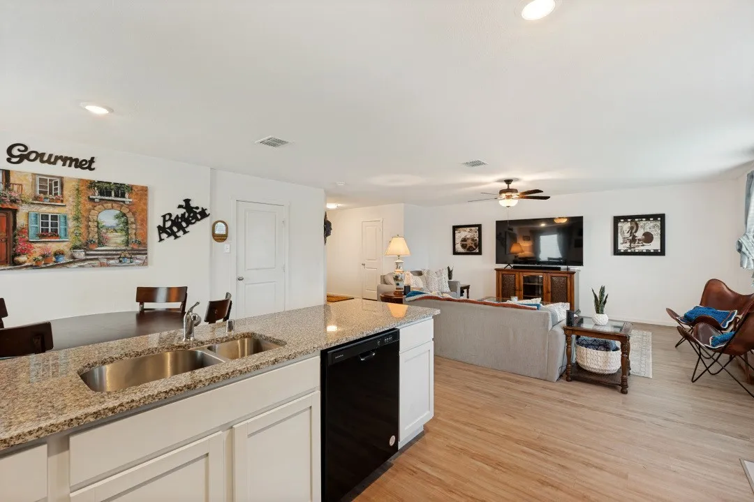 Single Family Residence For Sale in Denton County , 12037 Arabian Road, Providence Village, Texas 76227, 4 Bedroom, 3 Bathroom, 2 Garage spaces, 1,683 Sqft, built in 2024, mls#21304926, Real Estate Agent in Providence Village, Homes For Sale in Denton county, Homes For Sale in Providence Village, Realtor in Providence Village Texas, Real Estate Brokerage Independent Realty Texas, Luminita Cordes Realtor