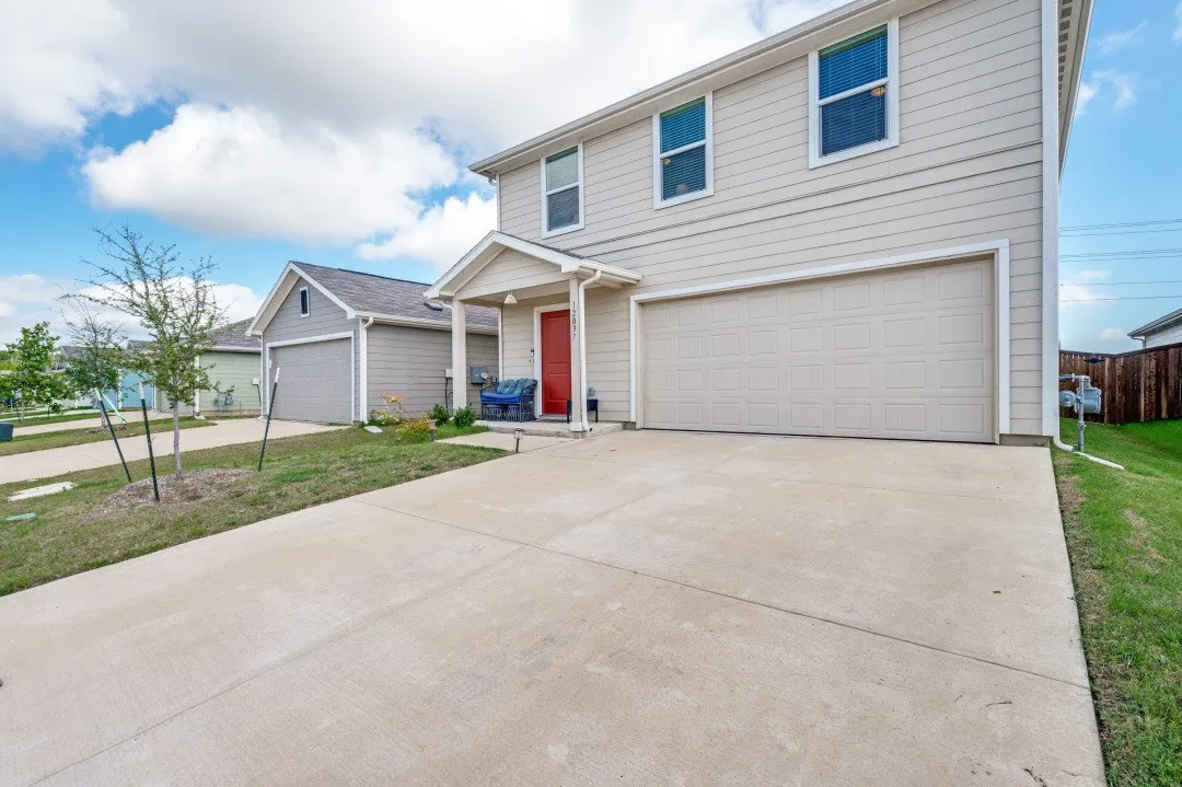 Single Family Residence For Sale in Denton County , 12037 Arabian Road, Providence Village, Texas 76227, 4 Bedroom, 3 Bathroom, 2 Garage spaces, 1,683 Sqft, built in 2024, mls#21304926, Real Estate Agent in Providence Village, Homes For Sale in Denton county, Homes For Sale in Providence Village, Realtor in Providence Village Texas, Real Estate Brokerage Independent Realty Texas, Luminita Cordes Realtor