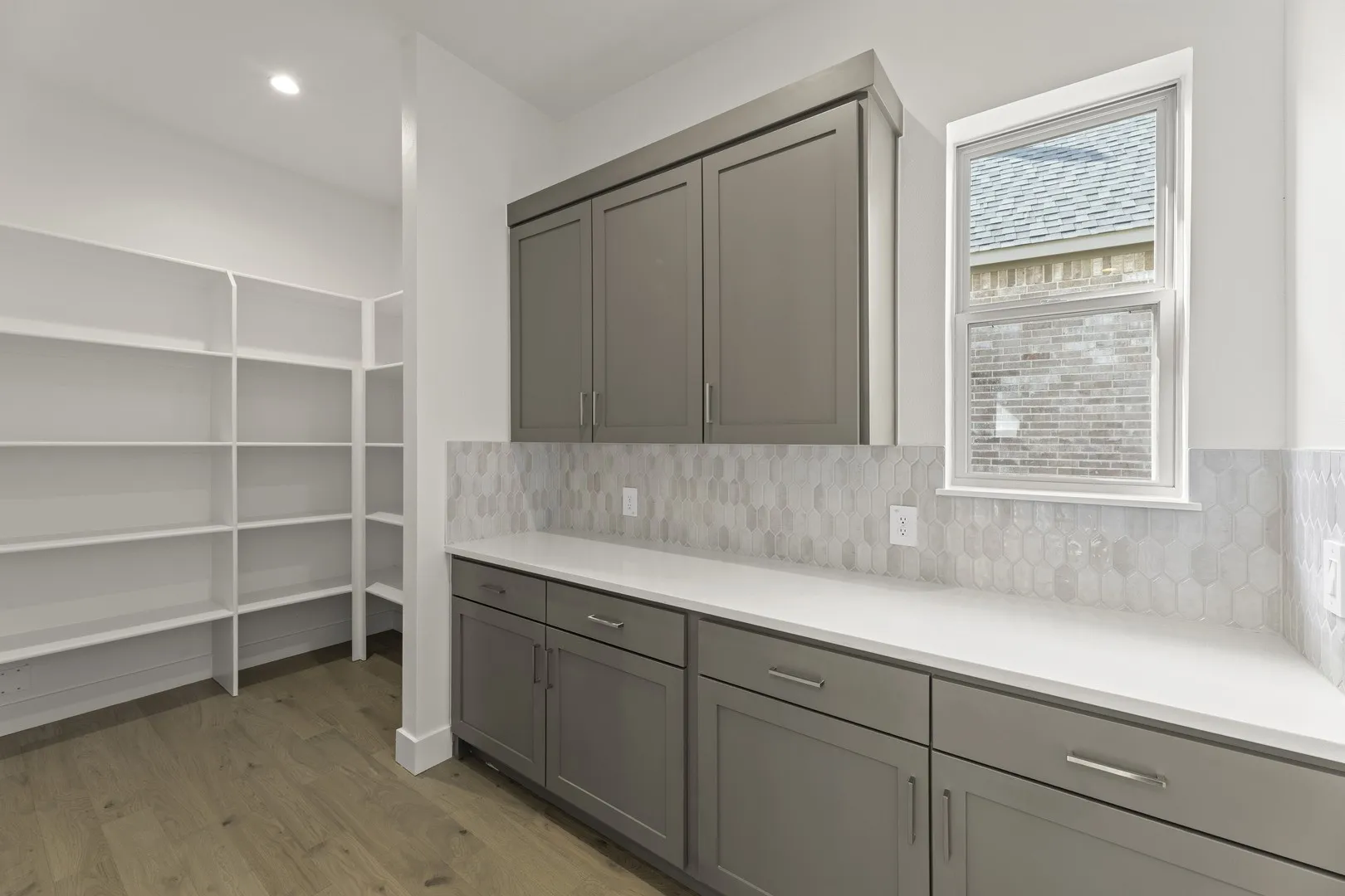 12. 1831 Gem - Kitchen (4)