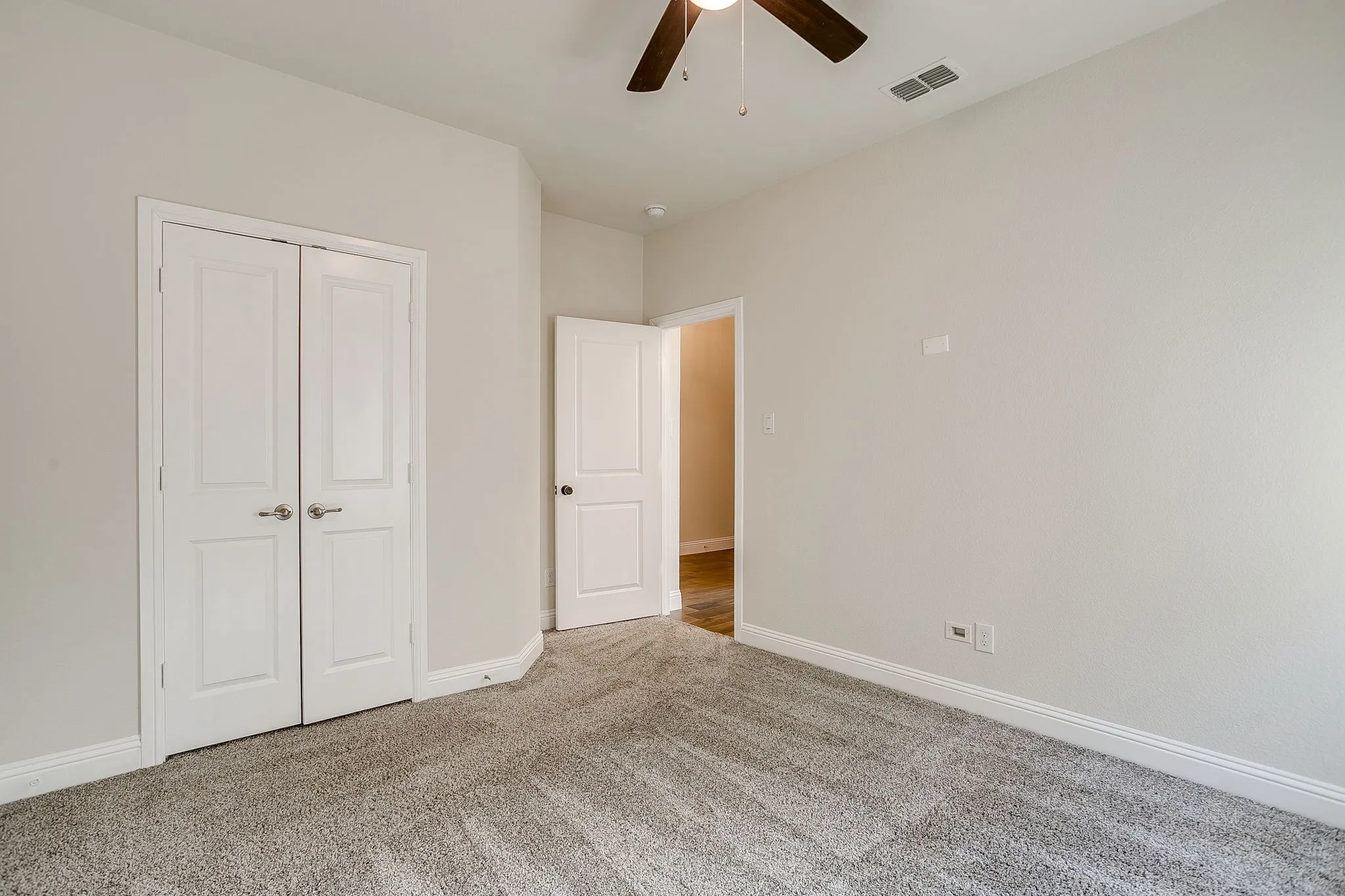 Single Family Residence For Sale in Parker County , 225 Palmerston Drive, Aledo, Texas 76008, 4 Bedrooms, 2 Bathrooms, 2 Garage spaces, 2,102 Sqft, built in 2019, Price $385,000, mls#21304299, Real Estate Agent in Aledo, Homes For Sale in Parker county, Homes For Sale in Aledo, Realtor in Aledo Texas, Real Estate Brokerage Independent Realty Texas, Luminita Cordes Realtor