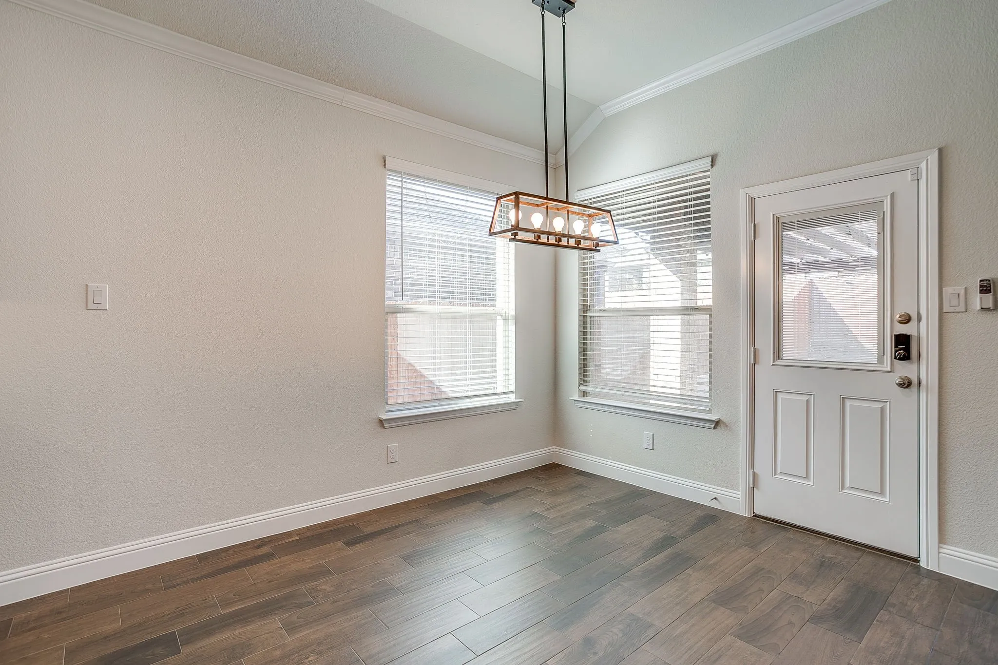 Single Family Residence For Sale in Parker County , 225 Palmerston Drive, Aledo, Texas 76008, 4 Bedrooms, 2 Bathrooms, 2 Garage spaces, 2,102 Sqft, built in 2019, Price $385,000, mls#21304299, Real Estate Agent in Aledo, Homes For Sale in Parker county, Homes For Sale in Aledo, Realtor in Aledo Texas, Real Estate Brokerage Independent Realty Texas, Luminita Cordes Realtor