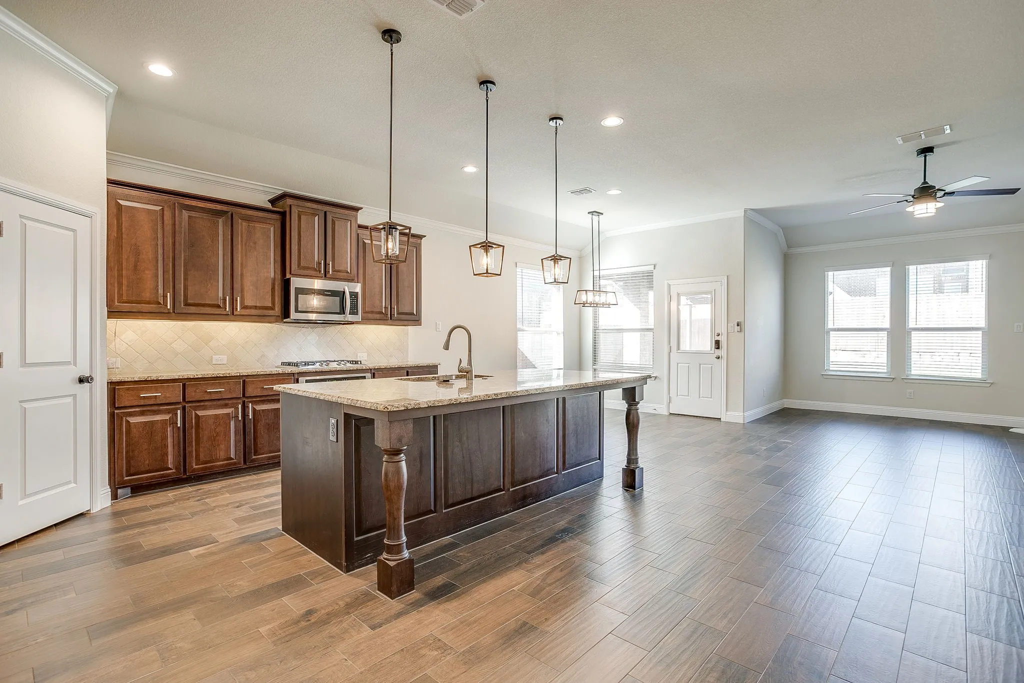 Single Family Residence For Sale in Parker County , 225 Palmerston Drive, Aledo, Texas 76008, 4 Bedrooms, 2 Bathrooms, 2 Garage spaces, 2,102 Sqft, built in 2019, Price $385,000, mls#21304299, Real Estate Agent in Aledo, Homes For Sale in Parker county, Homes For Sale in Aledo, Realtor in Aledo Texas, Real Estate Brokerage Independent Realty Texas, Luminita Cordes Realtor