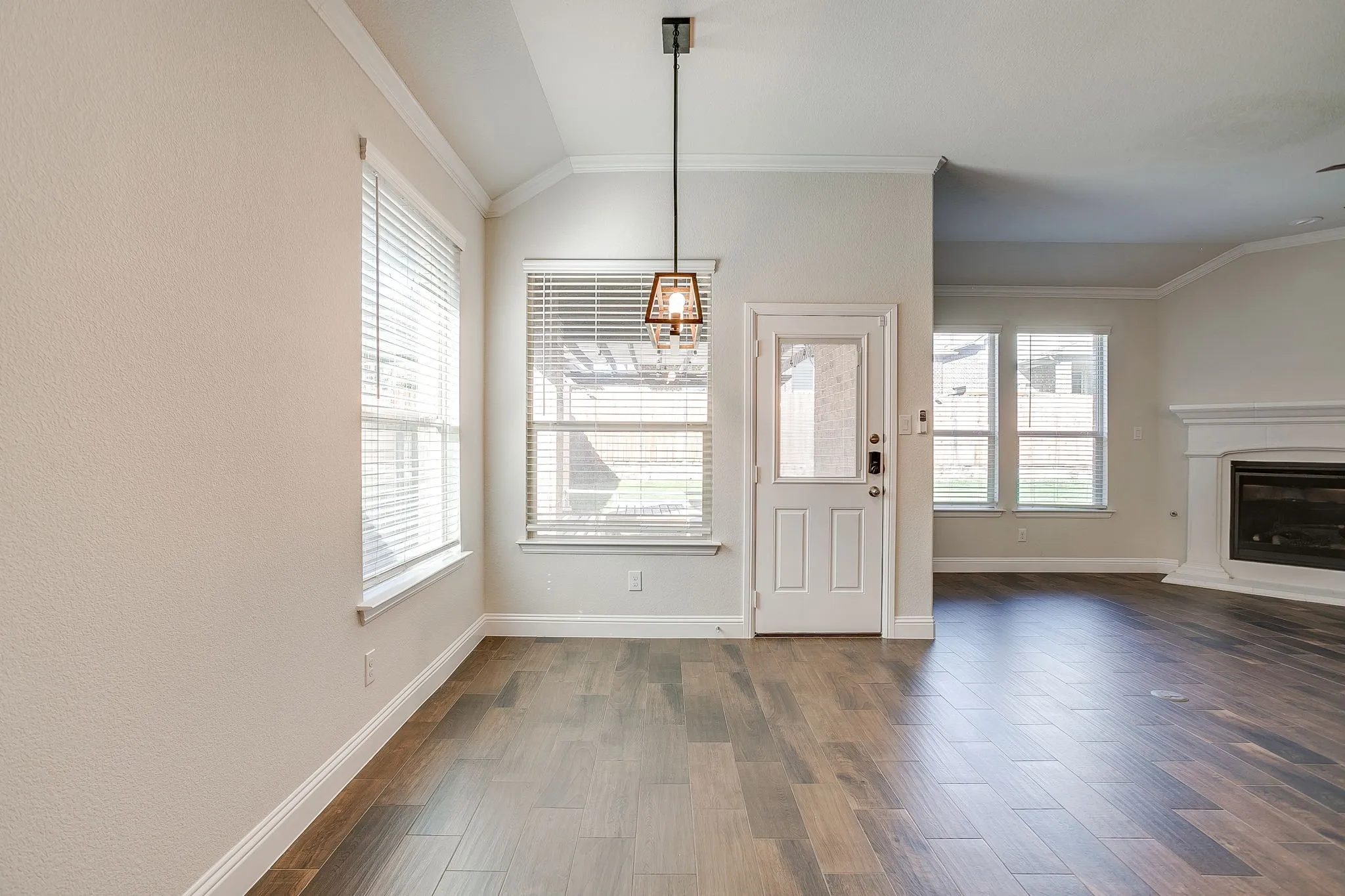 Single Family Residence For Sale in Parker County , 225 Palmerston Drive, Aledo, Texas 76008, 4 Bedrooms, 2 Bathrooms, 2 Garage spaces, 2,102 Sqft, built in 2019, Price $385,000, mls#21304299, Real Estate Agent in Aledo, Homes For Sale in Parker county, Homes For Sale in Aledo, Realtor in Aledo Texas, Real Estate Brokerage Independent Realty Texas, Luminita Cordes Realtor