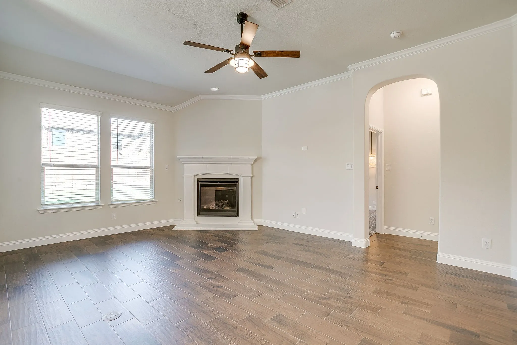 Single Family Residence For Sale in Parker County , 225 Palmerston Drive, Aledo, Texas 76008, 4 Bedrooms, 2 Bathrooms, 2 Garage spaces, 2,102 Sqft, built in 2019, Price $385,000, mls#21304299, Real Estate Agent in Aledo, Homes For Sale in Parker county, Homes For Sale in Aledo, Realtor in Aledo Texas, Real Estate Brokerage Independent Realty Texas, Luminita Cordes Realtor