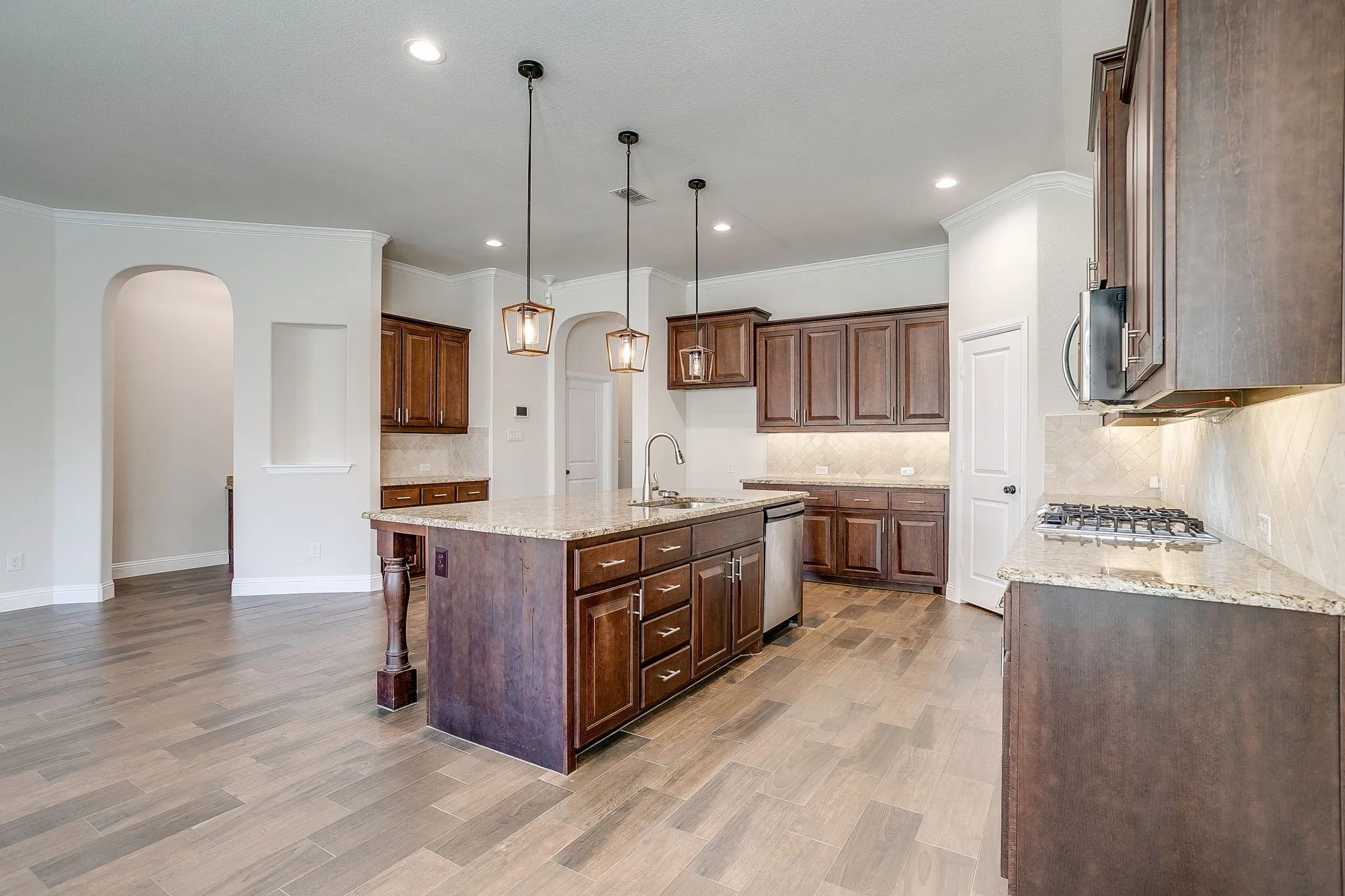 Single Family Residence For Sale in Parker County , 225 Palmerston Drive, Aledo, Texas 76008, 4 Bedrooms, 2 Bathrooms, 2 Garage spaces, 2,102 Sqft, built in 2019, Price $385,000, mls#21304299, Real Estate Agent in Aledo, Homes For Sale in Parker county, Homes For Sale in Aledo, Realtor in Aledo Texas, Real Estate Brokerage Independent Realty Texas, Luminita Cordes Realtor