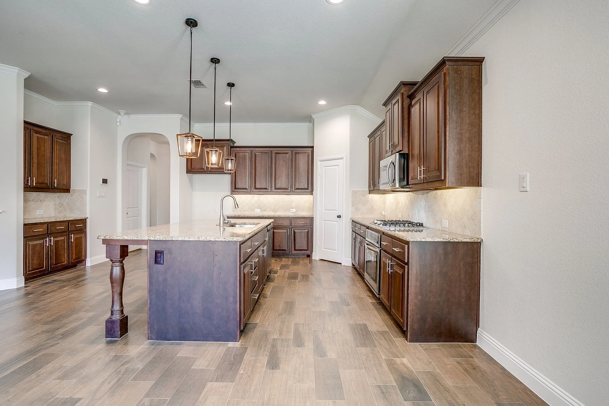 Single Family Residence For Sale in Parker County , 225 Palmerston Drive, Aledo, Texas 76008, 4 Bedrooms, 2 Bathrooms, 2 Garage spaces, 2,102 Sqft, built in 2019, Price $385,000, mls#21304299, Real Estate Agent in Aledo, Homes For Sale in Parker county, Homes For Sale in Aledo, Realtor in Aledo Texas, Real Estate Brokerage Independent Realty Texas, Luminita Cordes Realtor