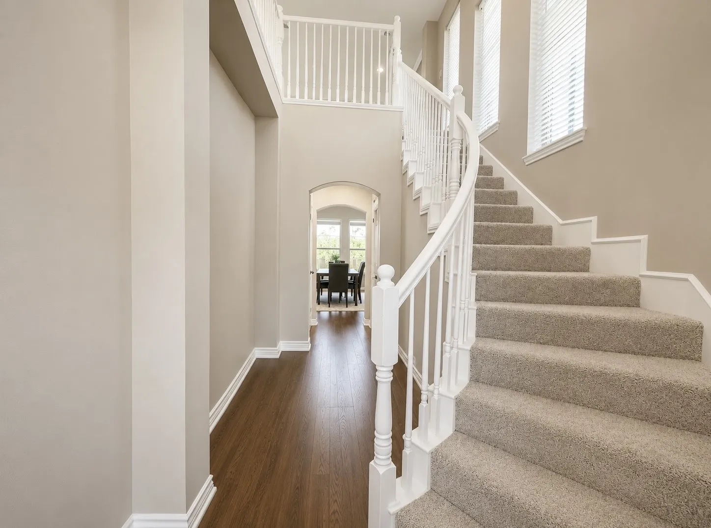 Single Family Residence For Sale in Collin County , 4692 Parnell Lane, Plano, Texas 75024, 3 Bedroom, 3 Bathroom, 3 Garage spaces, 2,256 Sqft, built in 1994, mls#21306323, Real Estate Agent in Plano, Homes For Sale in Collin county, Homes For Sale in Plano, Realtor in Plano Texas, Real Estate Brokerage Independent Realty Texas, Luminita Cordes Realtor