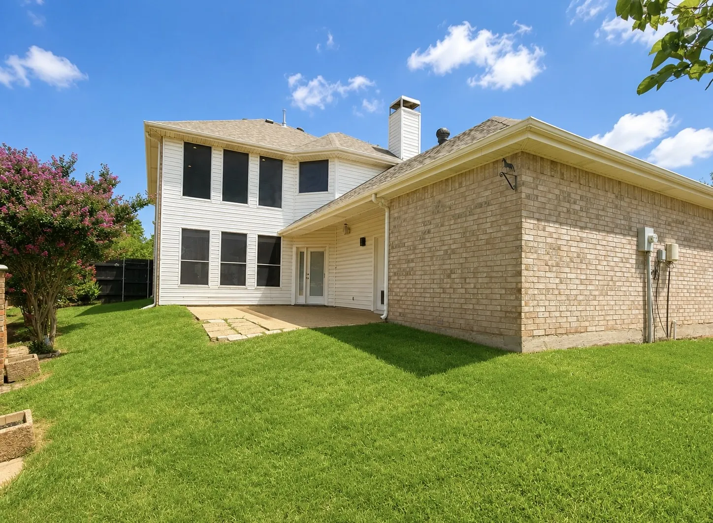 Single Family Residence For Sale in Collin County , 4692 Parnell Lane, Plano, Texas 75024, 3 Bedroom, 3 Bathroom, 3 Garage spaces, 2,256 Sqft, built in 1994, mls#21306323, Real Estate Agent in Plano, Homes For Sale in Collin county, Homes For Sale in Plano, Realtor in Plano Texas, Real Estate Brokerage Independent Realty Texas, Luminita Cordes Realtor