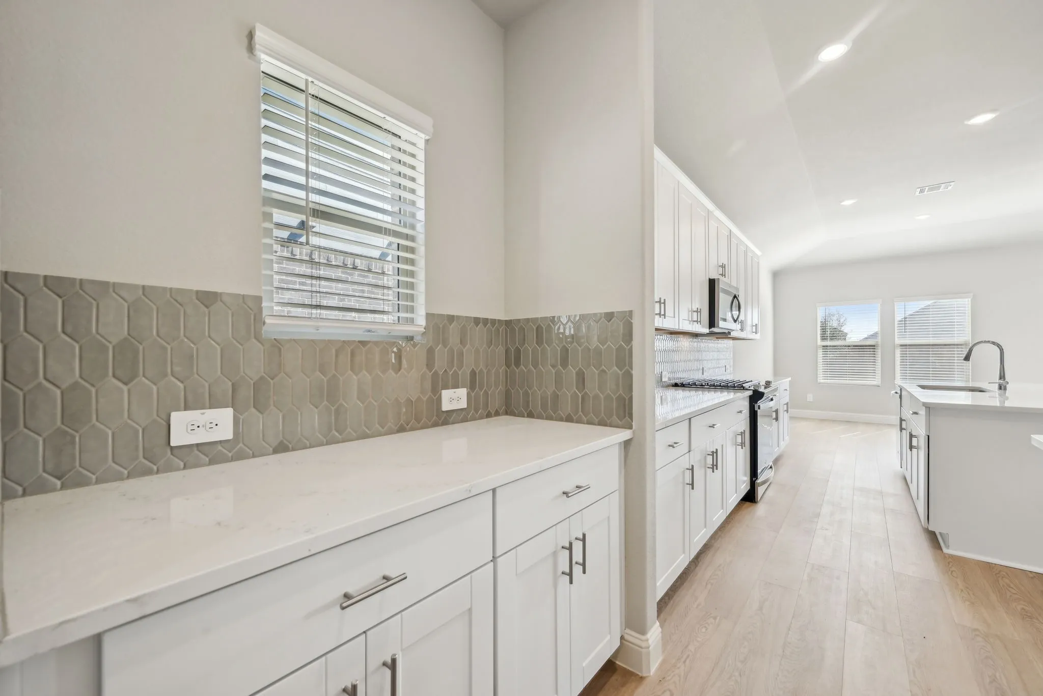 Photo is not of the actual home, but is an inspirational photo of builder’s model home and may depict options, furnishings, and/or decorator features that are not included.