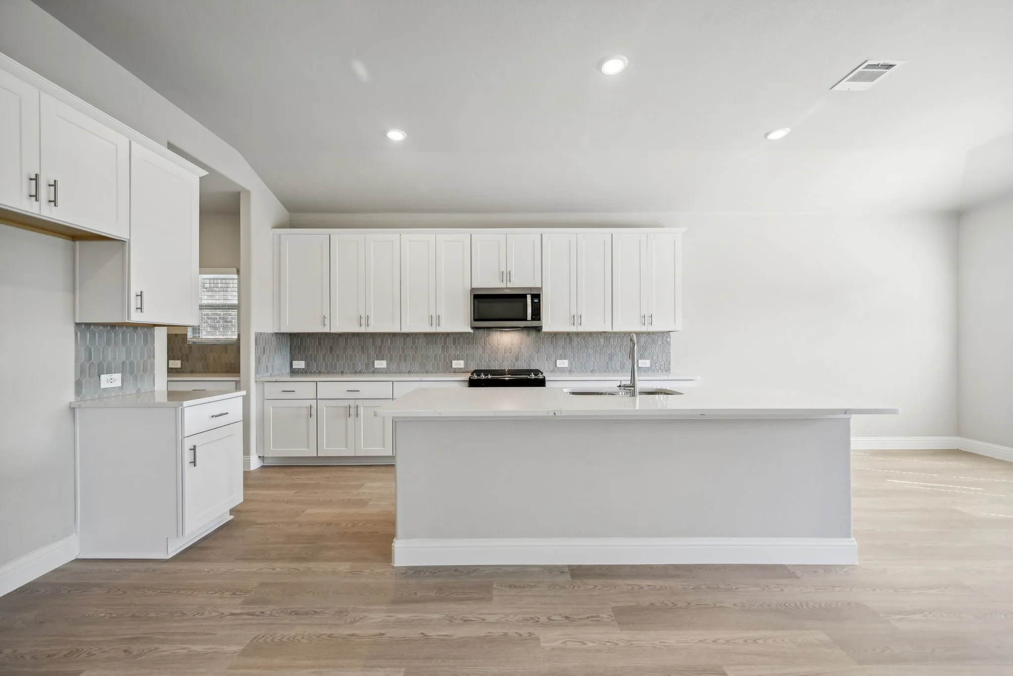 Single Family Residence For Sale in Collin County , 4010 Benbrook Drive, Farmersville, Texas 75442, 4 Bedroom, 3 Bathroom, 2 Garage spaces, 2,961 Sqft, built in 2026, mls#21304333, Real Estate Agent in Farmersville, Homes For Sale in Collin county, Homes For Sale in Farmersville, Realtor in Farmersville Texas, Real Estate Brokerage Independent Realty Texas, Luminita Cordes Realtor