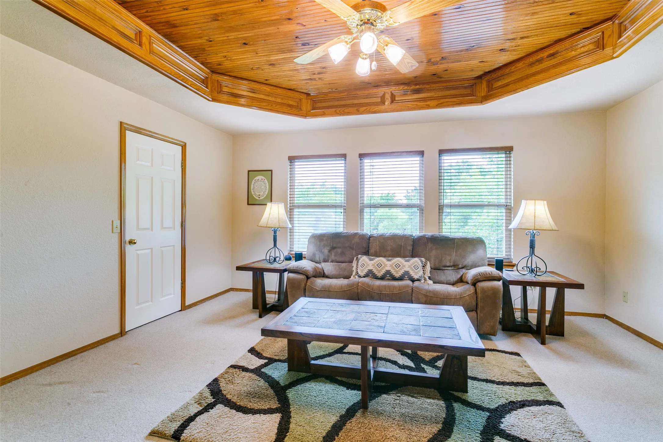A flexible space upstairs for movies, games, hobbies or guests