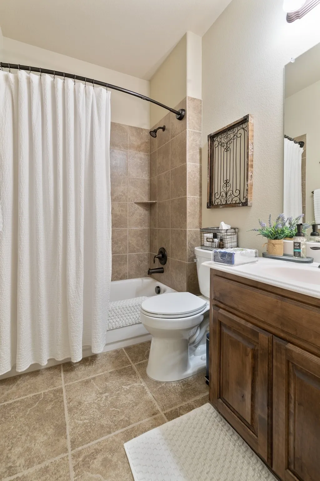 Single Family Residence For Sale in Denton County , 2504 Scotti Street, Lewisville, Texas 75056, 4 Bedroom, 3 Bathroom, 2 Garage spaces, 3,197 Sqft, built in 2011, mls#21304689, Real Estate Agent in Lewisville, Homes For Sale in Denton county, Homes For Sale in Lewisville, Realtor in Lewisville Texas, Real Estate Brokerage Independent Realty Texas, Luminita Cordes Realtor