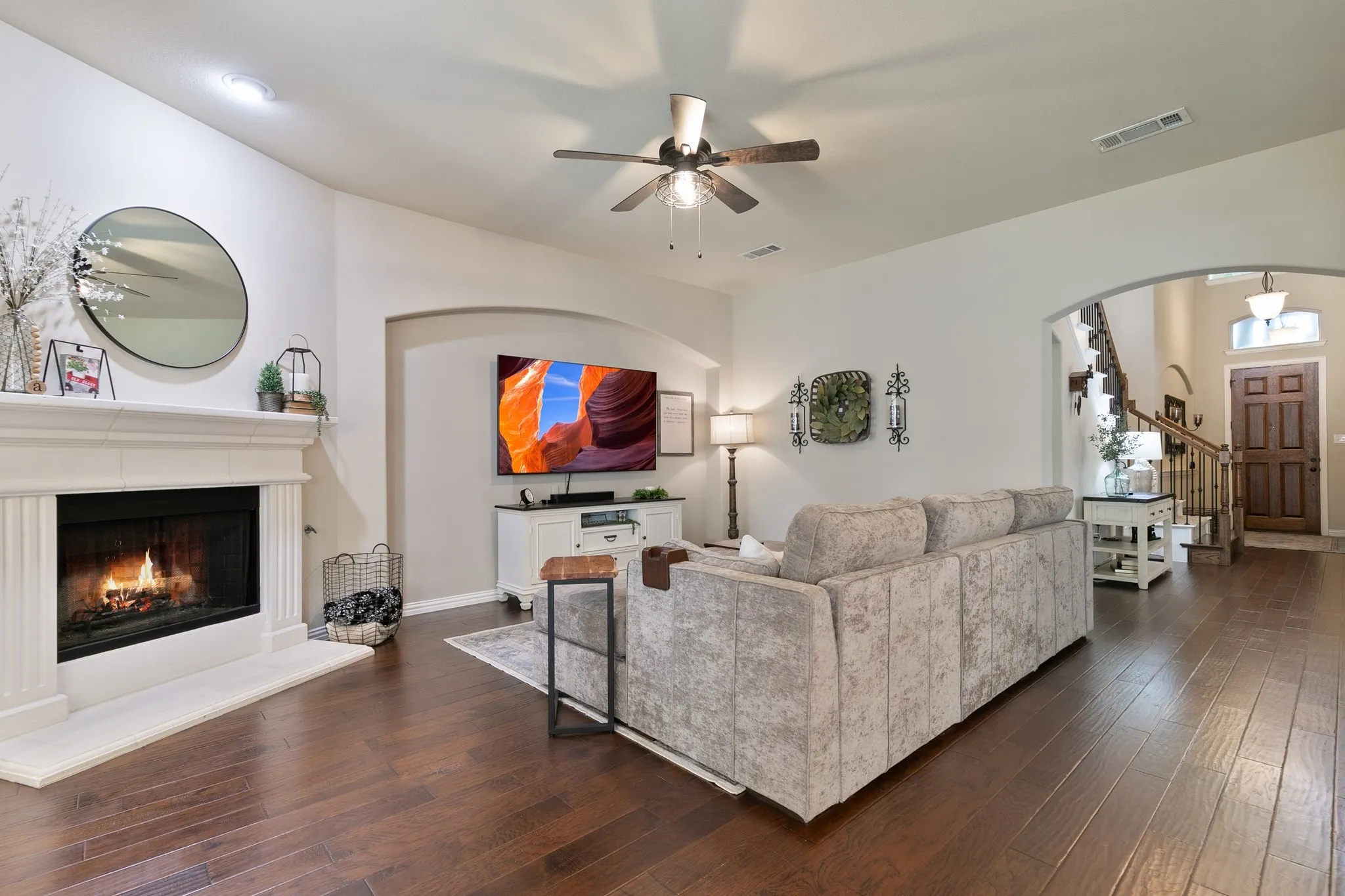 Single Family Residence For Sale in Denton County , 2504 Scotti Street, Lewisville, Texas 75056, 4 Bedroom, 3 Bathroom, 2 Garage spaces, 3,197 Sqft, built in 2011, mls#21304689, Real Estate Agent in Lewisville, Homes For Sale in Denton county, Homes For Sale in Lewisville, Realtor in Lewisville Texas, Real Estate Brokerage Independent Realty Texas, Luminita Cordes Realtor