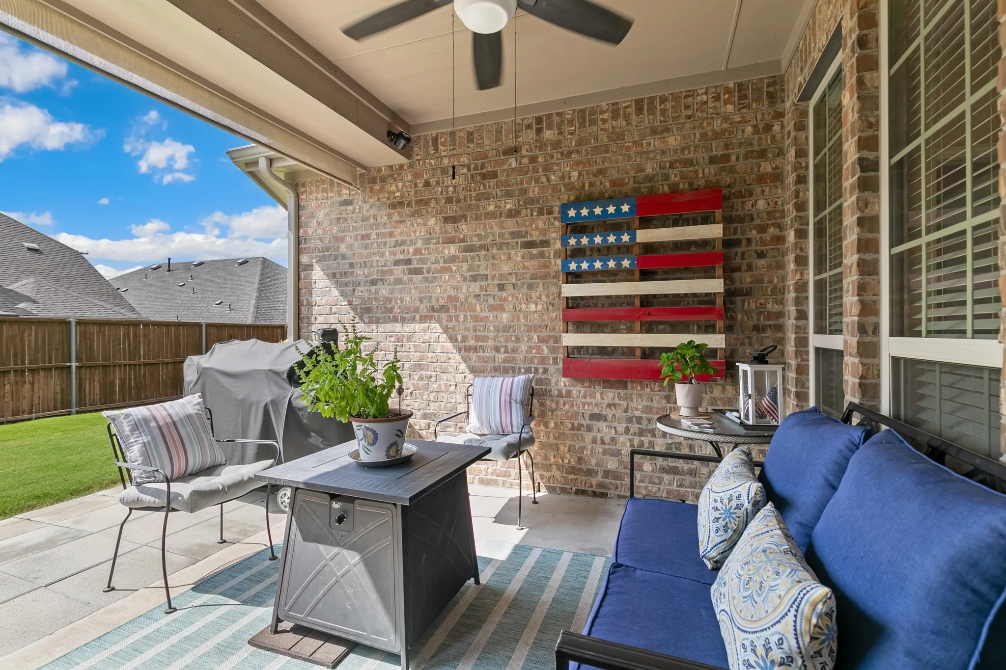 Single Family Residence For Sale in Denton County , 2504 Scotti Street, Lewisville, Texas 75056, 4 Bedroom, 3 Bathroom, 2 Garage spaces, 3,197 Sqft, built in 2011, mls#21304689, Real Estate Agent in Lewisville, Homes For Sale in Denton county, Homes For Sale in Lewisville, Realtor in Lewisville Texas, Real Estate Brokerage Independent Realty Texas, Luminita Cordes Realtor