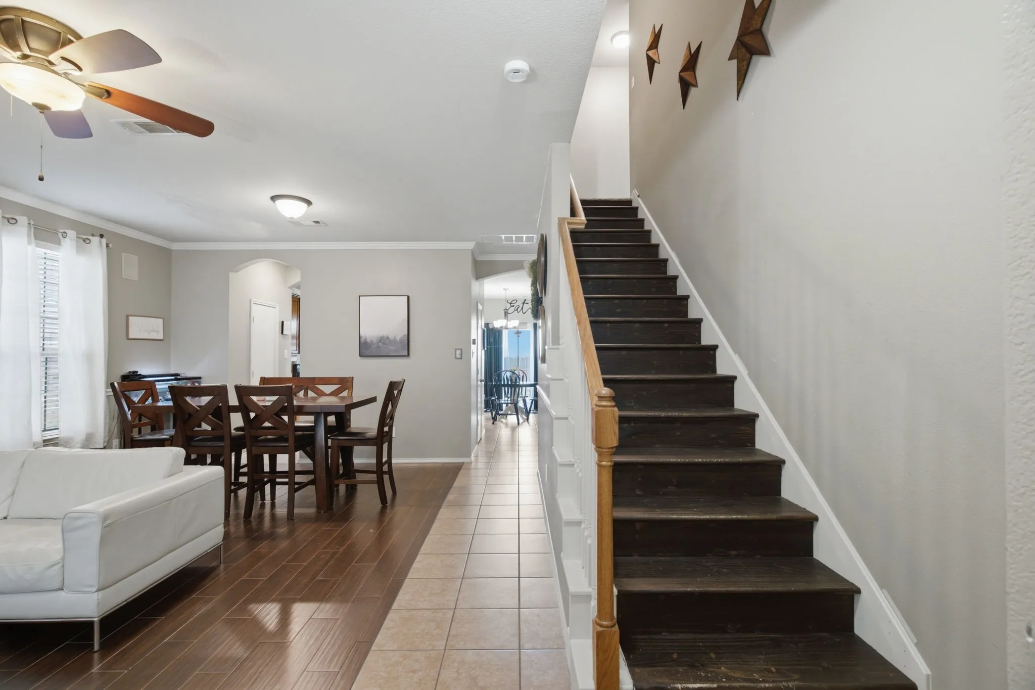 Single Family Residence For Sale in Tarrant County , 10805 Ambling Trail, Fort Worth, Texas 76108, 4 Bedroom, 3 Bathroom, 2 Garage spaces, 2,664 Sqft, built in 2005, mls#21304006, Real Estate Agent in Fort Worth, Homes For Sale in Tarrant county, Homes For Sale in Fort Worth, Realtor in Fort Worth Texas, Real Estate Brokerage Independent Realty Texas, Luminita Cordes Realtor