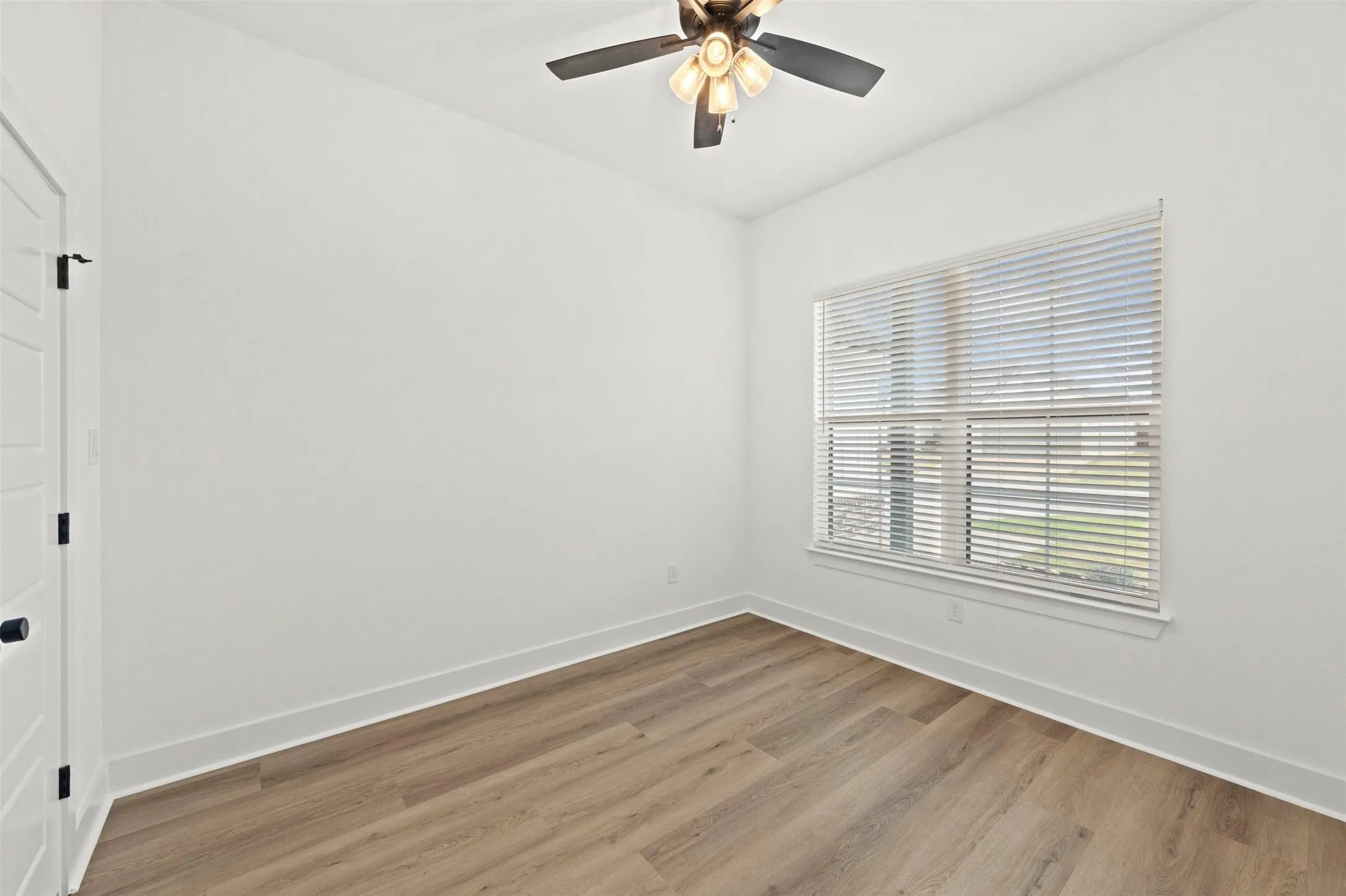 Single Family Residence For Sale in Mc Lennan County , 9820 Durango Trail, Waco, Texas 76712, 4 Bedroom, 3 Bathroom, 2 Garage spaces, 2,044 Sqft, built in 2026, mls#21305887, Real Estate Agent in Waco, Homes For Sale in Mc Lennan county, Homes For Sale in Waco, Realtor in Waco Texas, Real Estate Brokerage Independent Realty Texas, Luminita Cordes Realtor