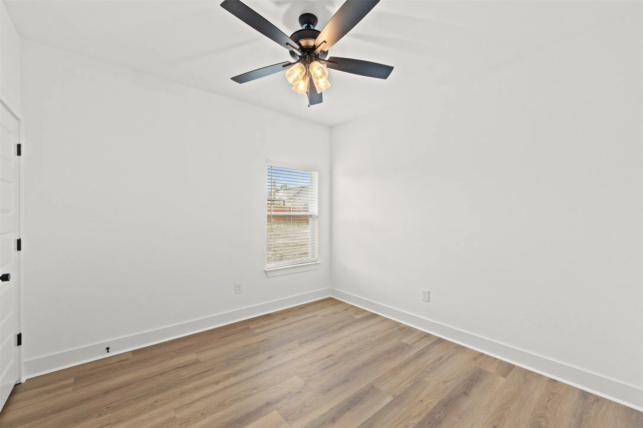 Single Family Residence For Sale in Mc Lennan County , 9820 Durango Trail, Waco, Texas 76712, 4 Bedroom, 3 Bathroom, 2 Garage spaces, 2,044 Sqft, built in 2026, mls#21305887, Real Estate Agent in Waco, Homes For Sale in Mc Lennan county, Homes For Sale in Waco, Realtor in Waco Texas, Real Estate Brokerage Independent Realty Texas, Luminita Cordes Realtor