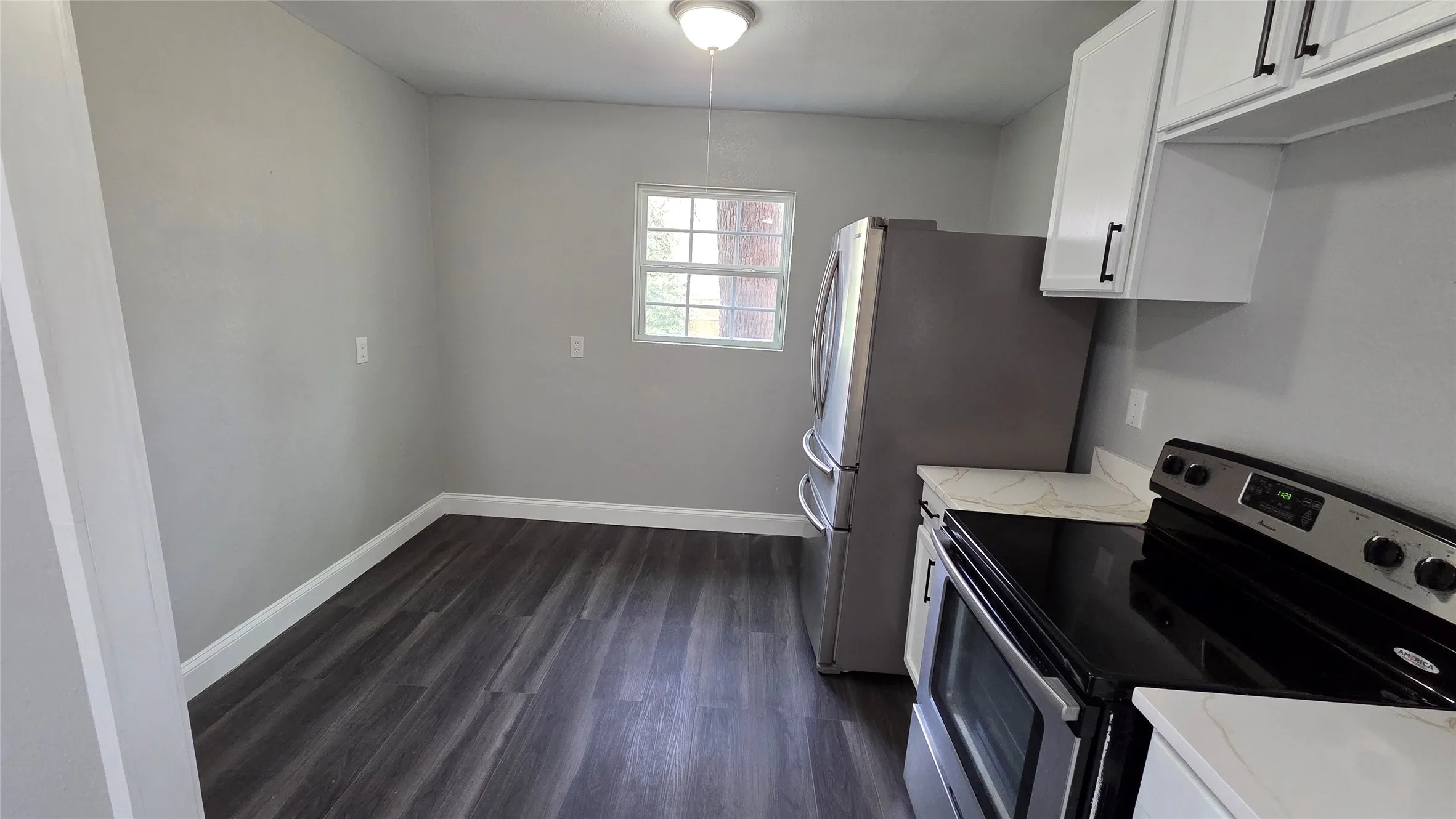 Single Family Residence For Sale in Tarrant County , 4340 Danny Drive, Kennedale, Texas 76060, 5 Bedroom, 2 Bathroom, Garage spaces, 3,448 Sqft, built in 1975, mls#21306337, Real Estate Agent in Kennedale, Homes For Sale in Tarrant county, Homes For Sale in Kennedale, Realtor in Kennedale Texas, Real Estate Brokerage Independent Realty Texas, Luminita Cordes Realtor