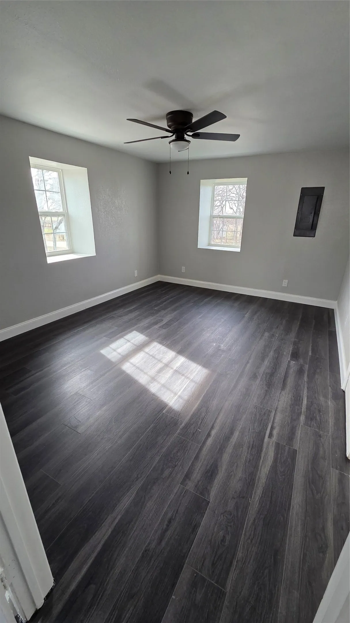 Single Family Residence For Sale in Tarrant County , 4340 Danny Drive, Kennedale, Texas 76060, 5 Bedroom, 2 Bathroom, Garage spaces, 3,448 Sqft, built in 1975, mls#21306337, Real Estate Agent in Kennedale, Homes For Sale in Tarrant county, Homes For Sale in Kennedale, Realtor in Kennedale Texas, Real Estate Brokerage Independent Realty Texas, Luminita Cordes Realtor