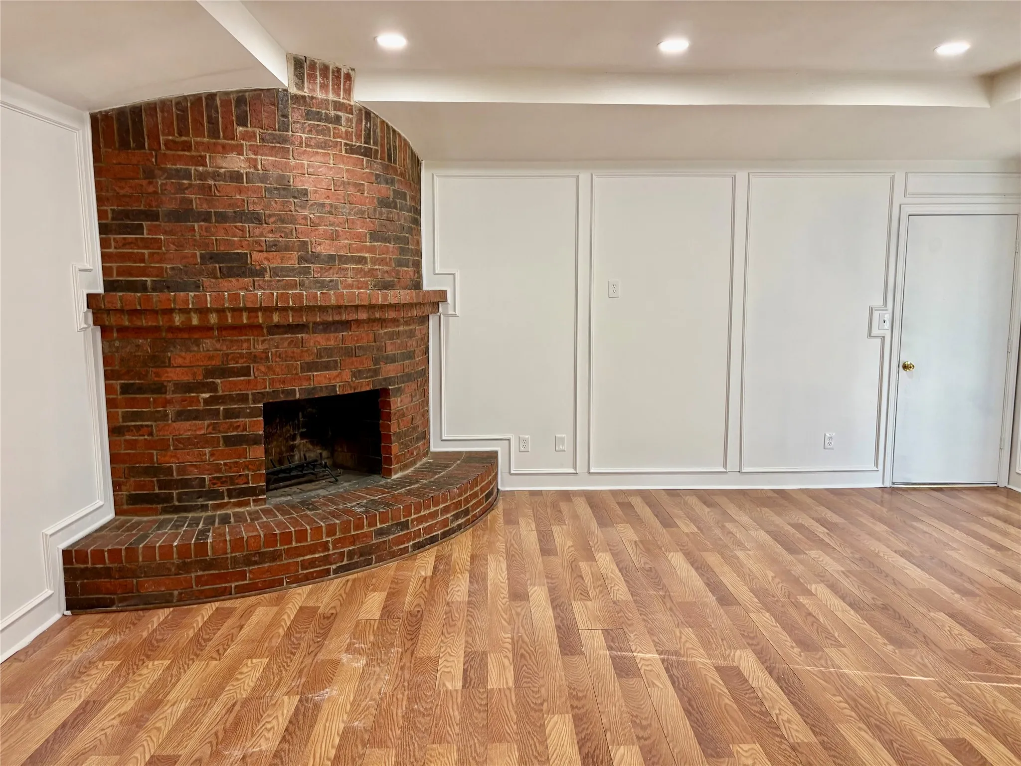 Duplex For Rent in Collin County , 3902 San Mateo Drive, Plano, Texas 75023, 3 Bedroom, 2 Bathroom, 2 Garage spaces, 1,500 Sqft, built in 1981, mls#21301569, Real Estate Agent in Plano, Homes For Rent in Collin county, Homes For Rent in Plano, Realtor in Plano Texas, Real Estate Brokerage Independent Realty Texas, Luminita Cordes Realtor