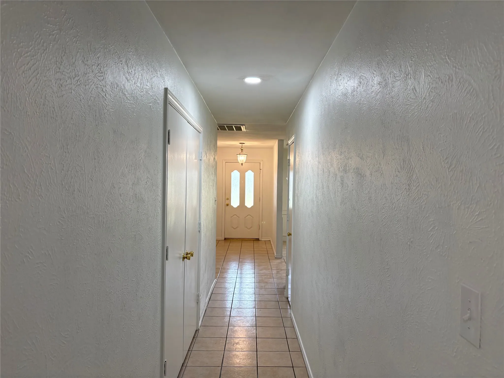 Duplex For Rent in Collin County , 3902 San Mateo Drive, Plano, Texas 75023, 3 Bedroom, 2 Bathroom, 2 Garage spaces, 1,500 Sqft, built in 1981, mls#21301569, Real Estate Agent in Plano, Homes For Rent in Collin county, Homes For Rent in Plano, Realtor in Plano Texas, Real Estate Brokerage Independent Realty Texas, Luminita Cordes Realtor