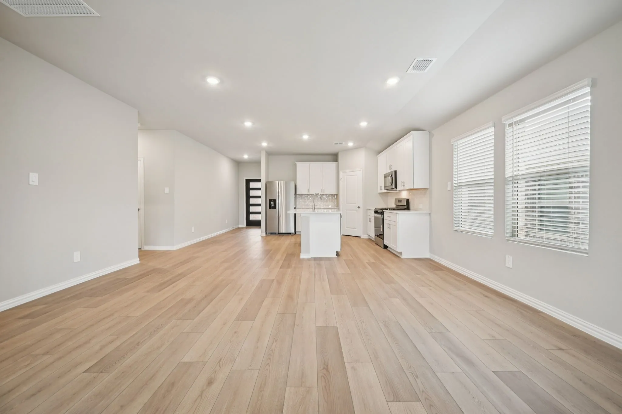 Photo is not of the actual home, but is an inspirational photo of builder’s model home and may depict options, furnishings, and/or decorator features that are not included.