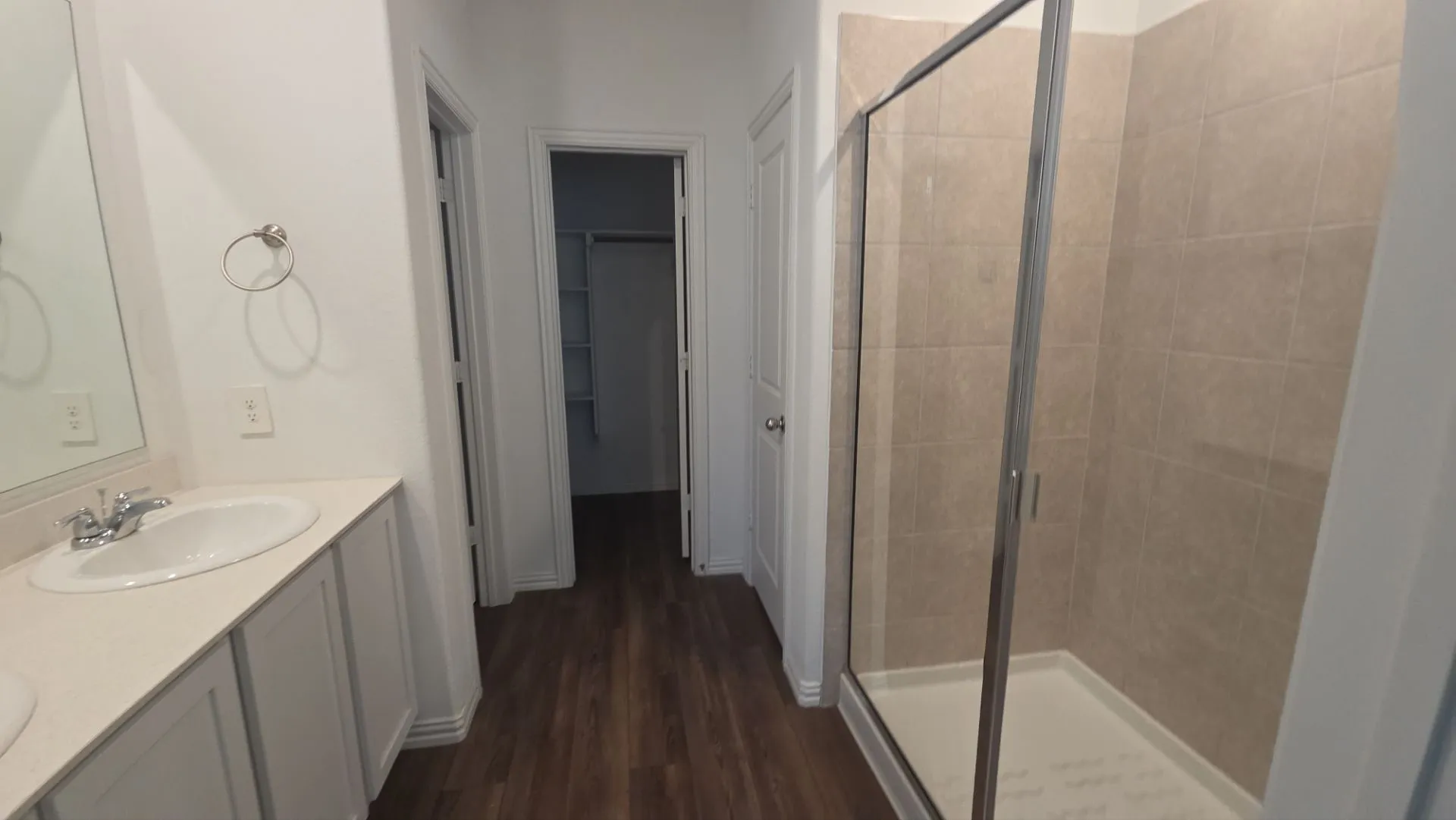 Single Family Residence For Sale in Kaufman County , 3951 Bellingham Lane, Forney, Texas 75126, 3 Bedroom, 2 Bathroom, 2 Garage spaces, 1,765 Sqft, built in 2021, mls#21306448, Real Estate Agent in Forney, Homes For Sale in Kaufman county, Homes For Sale in Forney, Realtor in Forney Texas, Real Estate Brokerage Independent Realty Texas, Luminita Cordes Realtor
