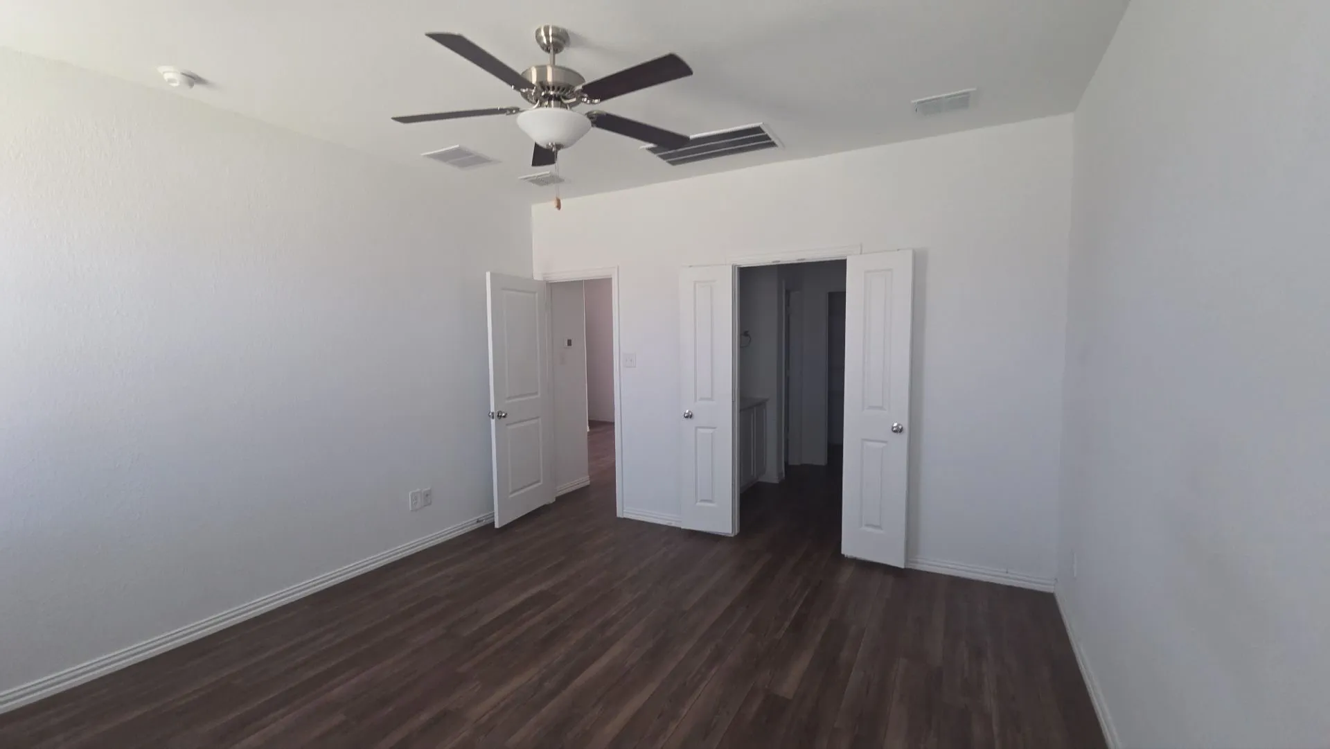 Single Family Residence For Sale in Kaufman County , 3951 Bellingham Lane, Forney, Texas 75126, 3 Bedroom, 2 Bathroom, 2 Garage spaces, 1,765 Sqft, built in 2021, mls#21306448, Real Estate Agent in Forney, Homes For Sale in Kaufman county, Homes For Sale in Forney, Realtor in Forney Texas, Real Estate Brokerage Independent Realty Texas, Luminita Cordes Realtor