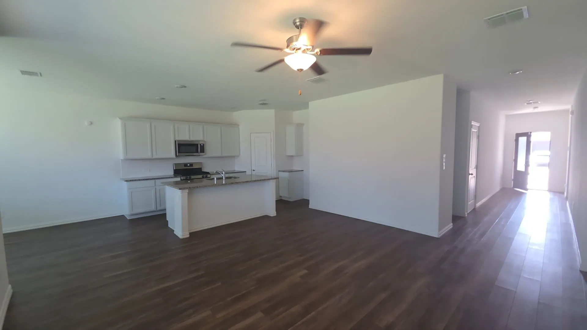 Single Family Residence For Sale in Kaufman County , 3951 Bellingham Lane, Forney, Texas 75126, 3 Bedroom, 2 Bathroom, 2 Garage spaces, 1,765 Sqft, built in 2021, mls#21306448, Real Estate Agent in Forney, Homes For Sale in Kaufman county, Homes For Sale in Forney, Realtor in Forney Texas, Real Estate Brokerage Independent Realty Texas, Luminita Cordes Realtor