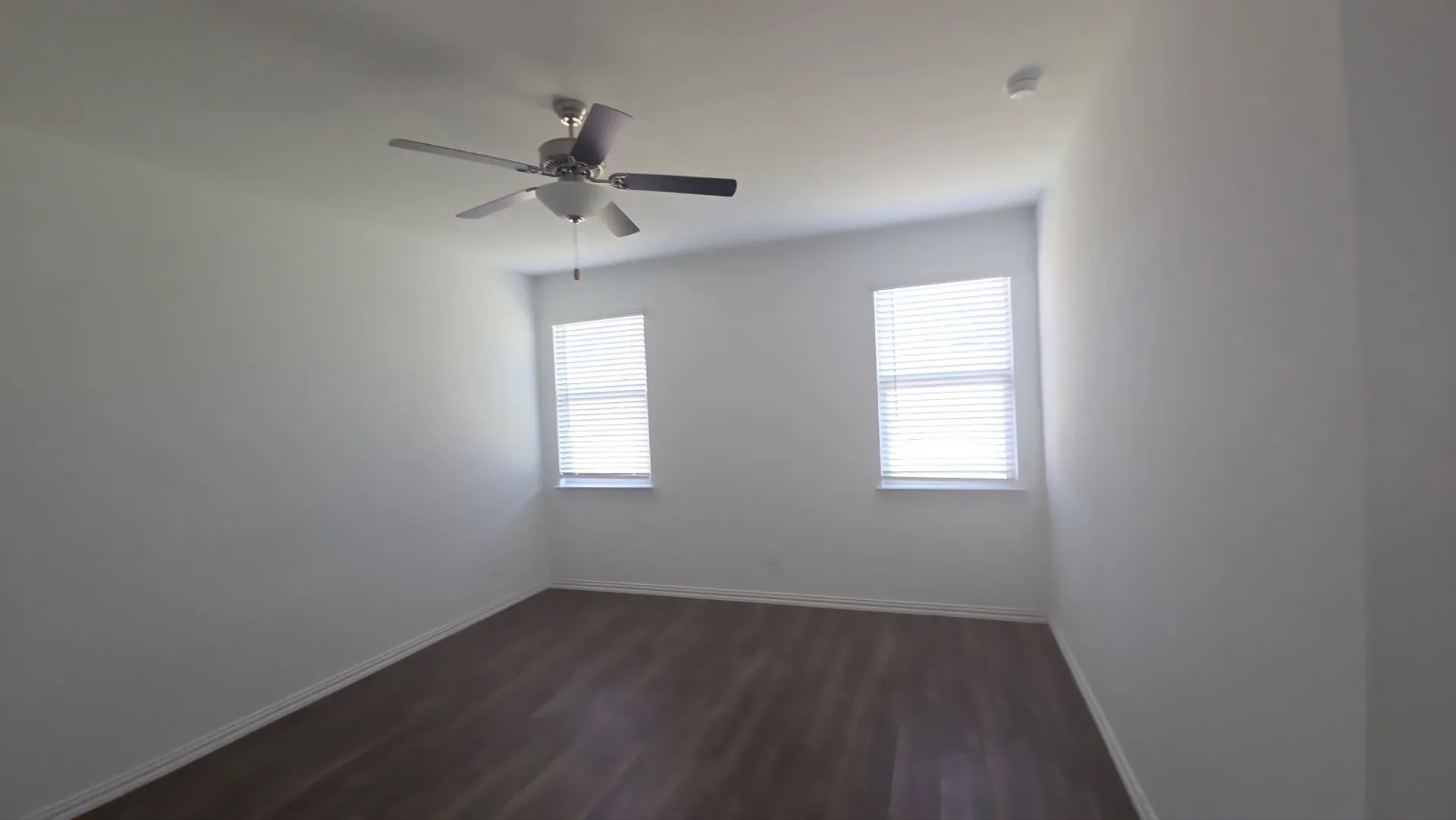 Single Family Residence For Sale in Kaufman County , 3951 Bellingham Lane, Forney, Texas 75126, 3 Bedroom, 2 Bathroom, 2 Garage spaces, 1,765 Sqft, built in 2021, mls#21306448, Real Estate Agent in Forney, Homes For Sale in Kaufman county, Homes For Sale in Forney, Realtor in Forney Texas, Real Estate Brokerage Independent Realty Texas, Luminita Cordes Realtor
