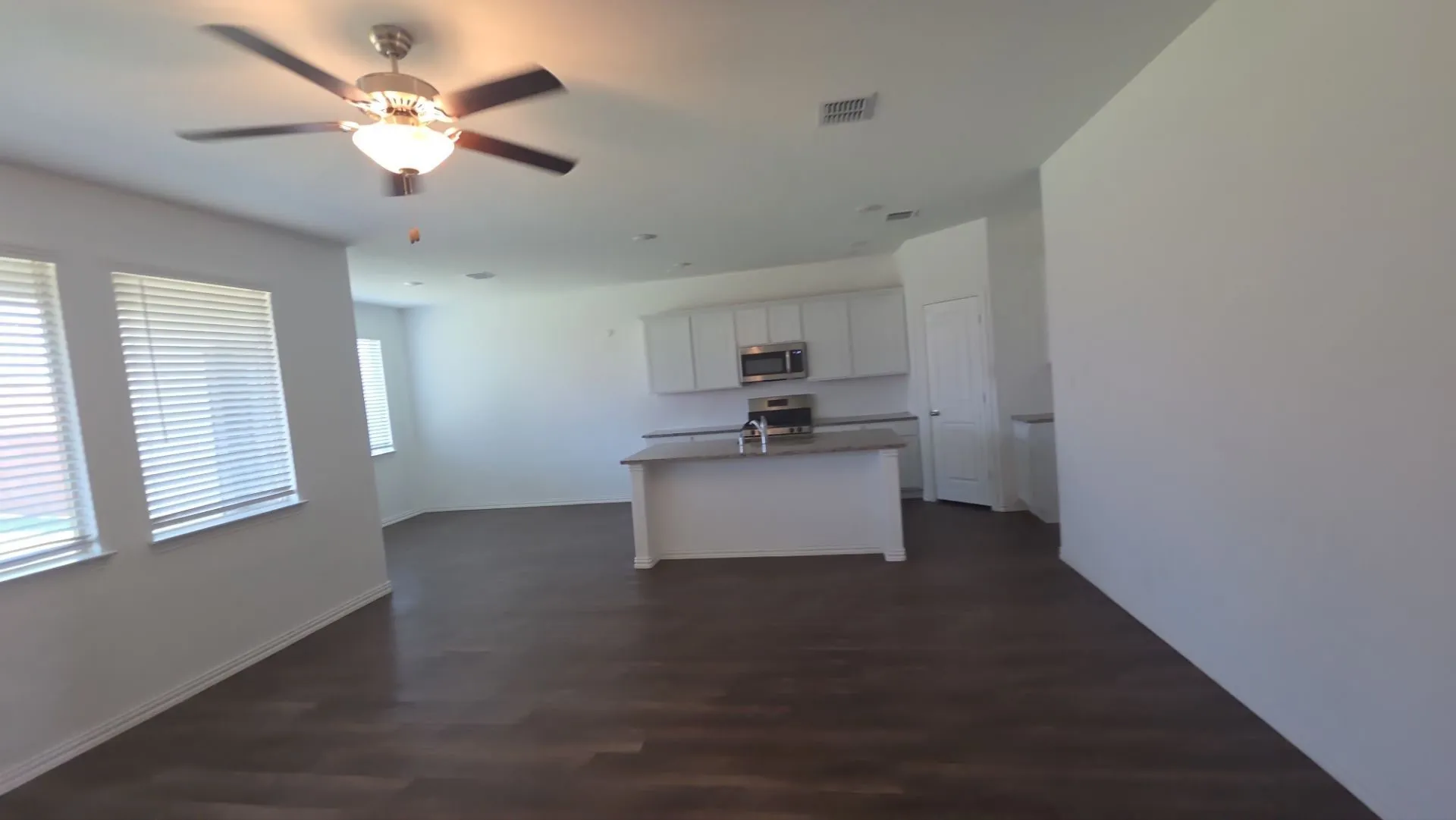 Single Family Residence For Sale in Kaufman County , 3951 Bellingham Lane, Forney, Texas 75126, 3 Bedroom, 2 Bathroom, 2 Garage spaces, 1,765 Sqft, built in 2021, mls#21306448, Real Estate Agent in Forney, Homes For Sale in Kaufman county, Homes For Sale in Forney, Realtor in Forney Texas, Real Estate Brokerage Independent Realty Texas, Luminita Cordes Realtor