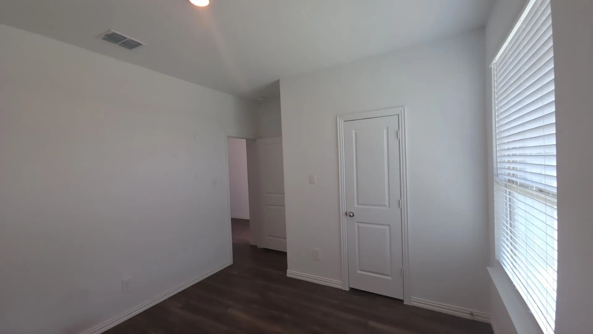 Single Family Residence For Sale in Kaufman County , 3951 Bellingham Lane, Forney, Texas 75126, 3 Bedroom, 2 Bathroom, 2 Garage spaces, 1,765 Sqft, built in 2021, mls#21306448, Real Estate Agent in Forney, Homes For Sale in Kaufman county, Homes For Sale in Forney, Realtor in Forney Texas, Real Estate Brokerage Independent Realty Texas, Luminita Cordes Realtor