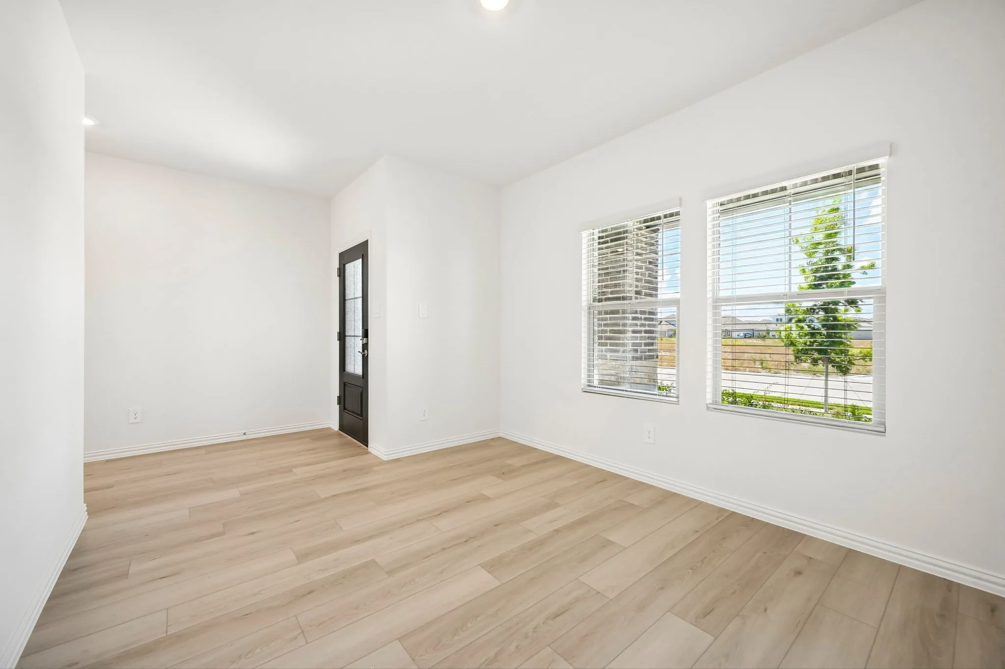 Photo is not of the actual home, but is an inspirational photo of builder’s model home and may depict options, furnishings, and/or decorator features that are not included.