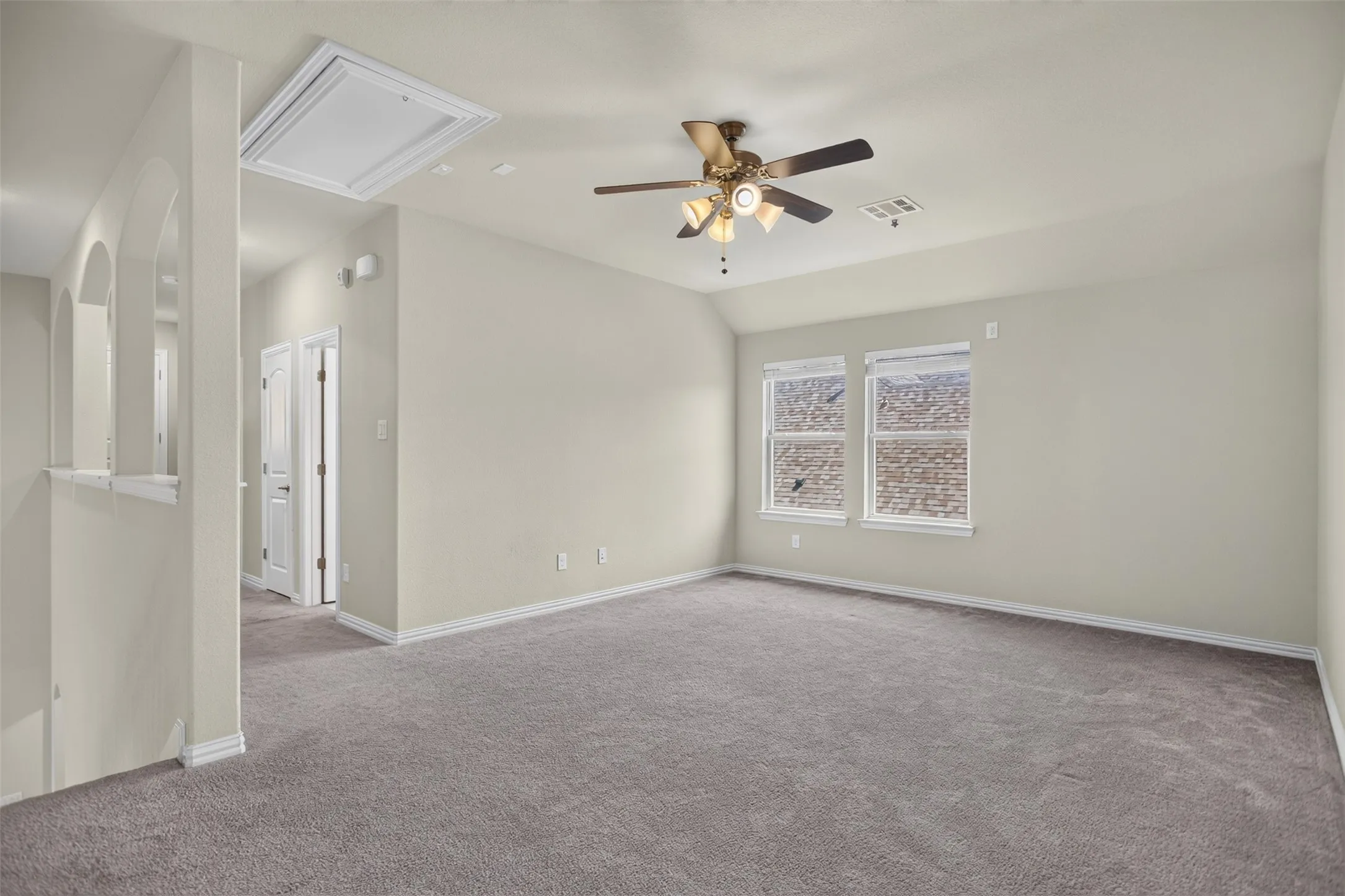 Single Family Residence For Sale in Rockwall County , 3522 Ridgecross Drive, Rockwall, Texas 75087, 4 Bedroom, 3 Bathroom, 3 Garage spaces, 2,889 Sqft, built in 2020, mls#21304291, Real Estate Agent in Rockwall, Homes For Sale in Rockwall county, Homes For Sale in Rockwall, Realtor in Rockwall Texas, Real Estate Brokerage Independent Realty Texas, Luminita Cordes Realtor