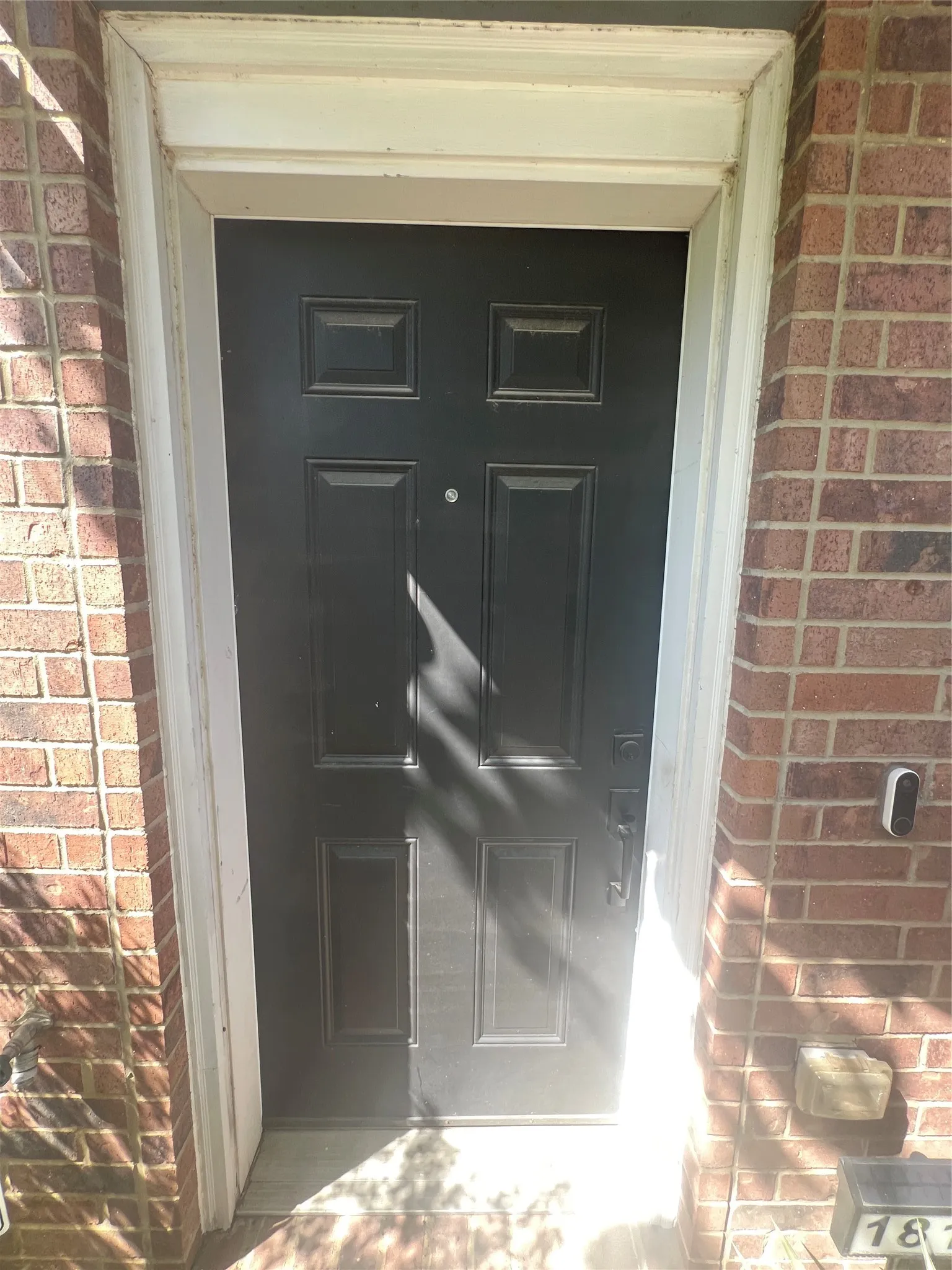 Townhouse For Rent in Dallas County , 1813 S Ervay Street, Dallas, Texas 75215, 2 Bedroom, 2 Bathroom, 2 Garage spaces, 1,608 Sqft, built in 2007, mls#21306467, Real Estate Agent in Dallas, Homes For Rent in Dallas county, Homes For Rent in Dallas, Realtor in Dallas Texas, Real Estate Brokerage Independent Realty Texas, Luminita Cordes Realtor