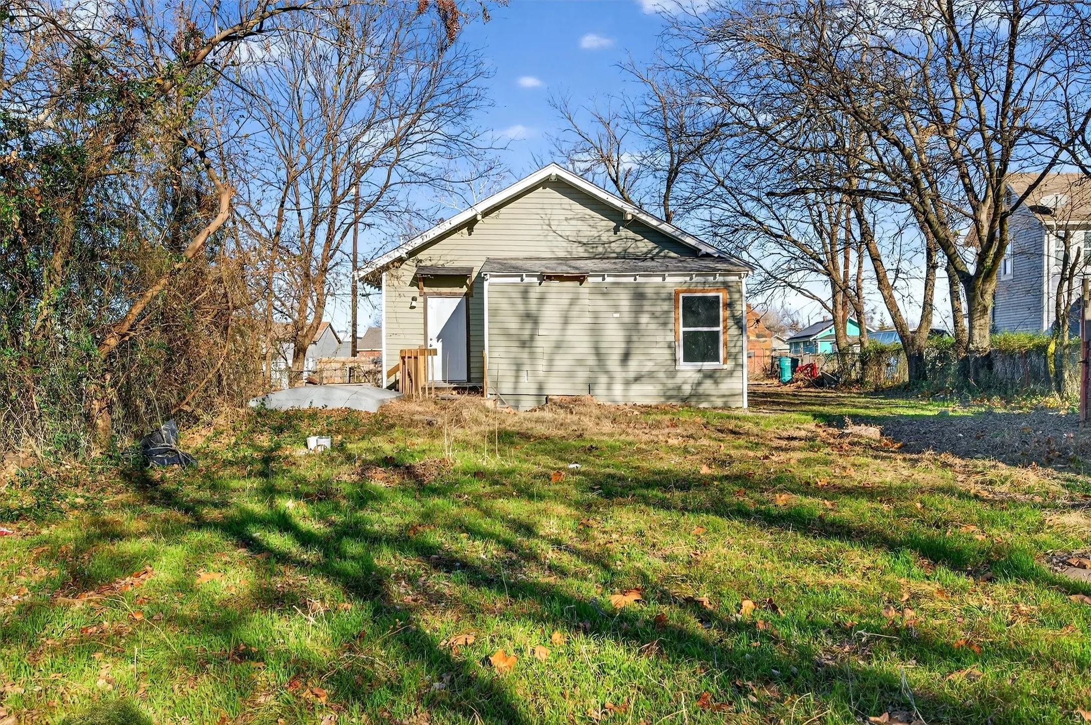 Single Family Residence For Sale in Grayson County , 710 E Lamar Street, Sherman, Texas 75090, 3 Bedroom, 2 Bathroom, Garage spaces, 1,374 Sqft, built in 1935, mls#21306471, Real Estate Agent in Sherman, Homes For Sale in Grayson county, Homes For Sale in Sherman, Realtor in Sherman Texas, Real Estate Brokerage Independent Realty Texas, Luminita Cordes Realtor